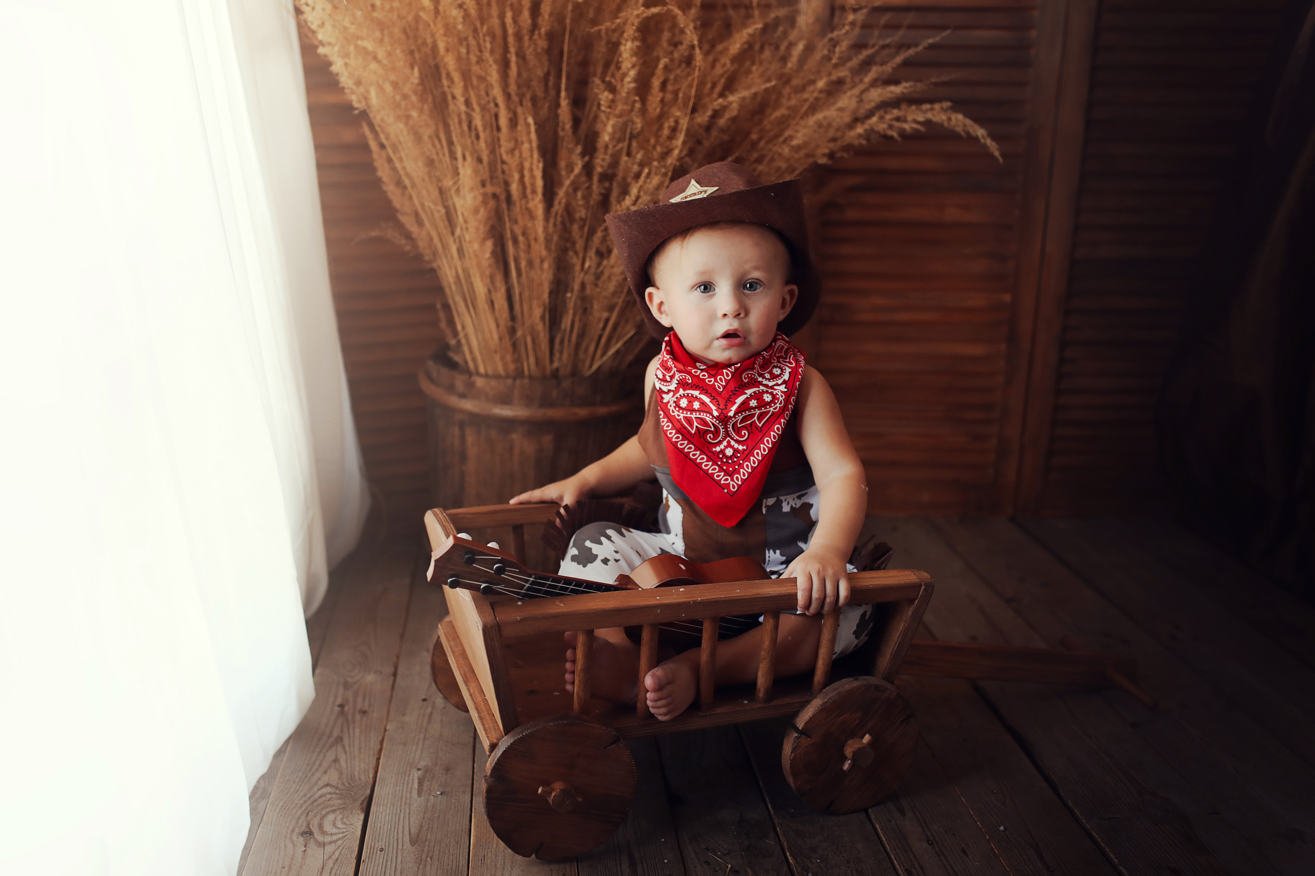 Тематические образы. Фотограф беременности, новорожденных Москва. годики под ключ