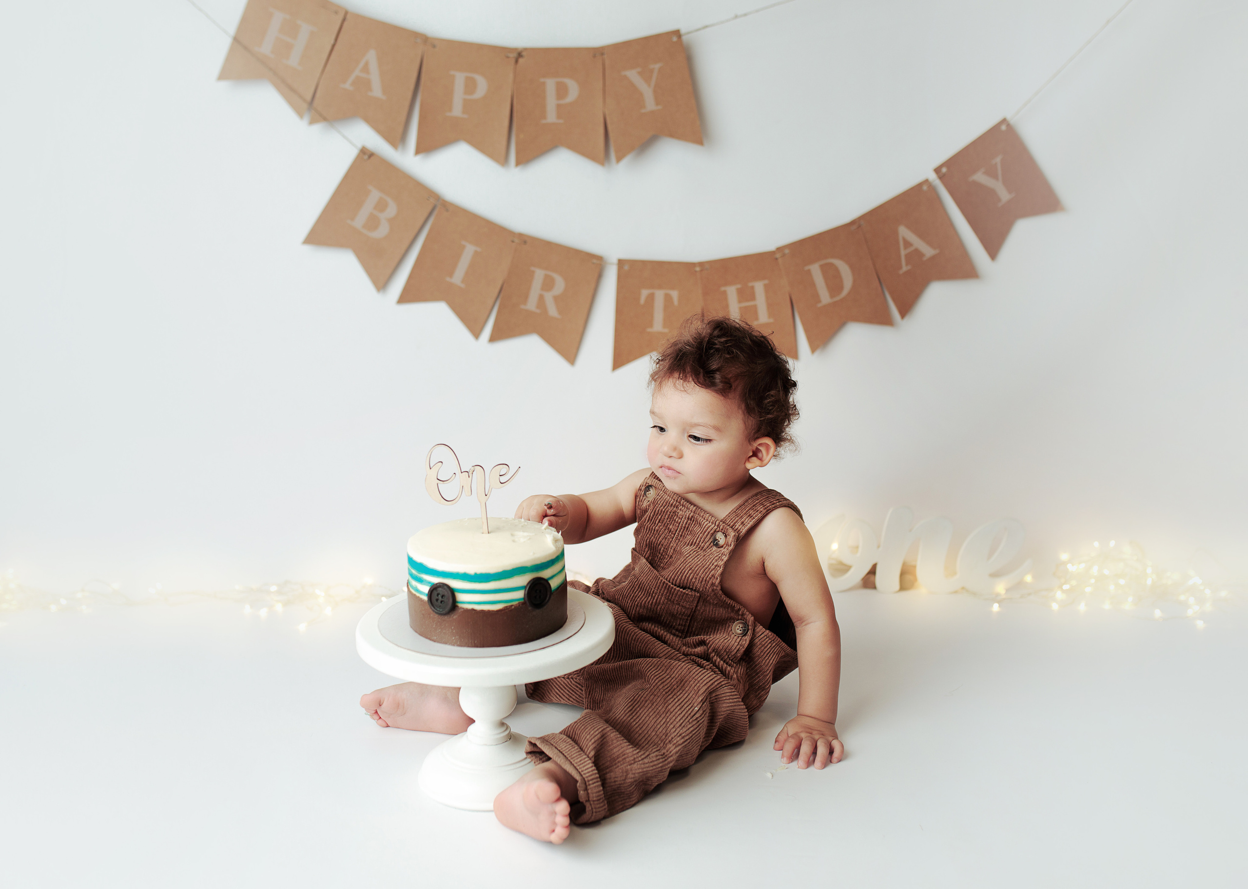 Праздничное оформление. Фотограф беременности, новорожденных Москва. годики под ключ