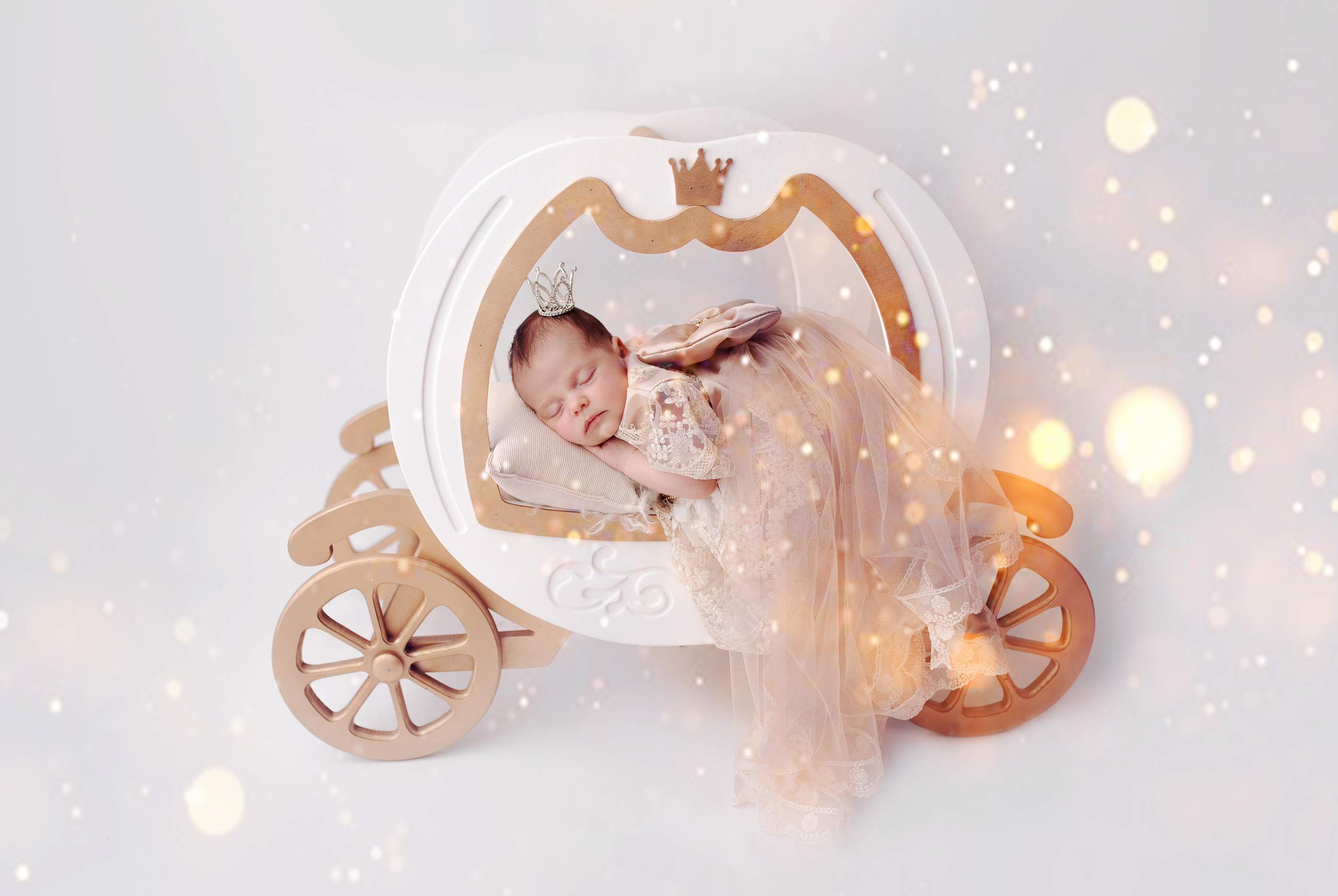 Новорожденные. Фотограф беременности, новорожденных Москва. годики под ключ