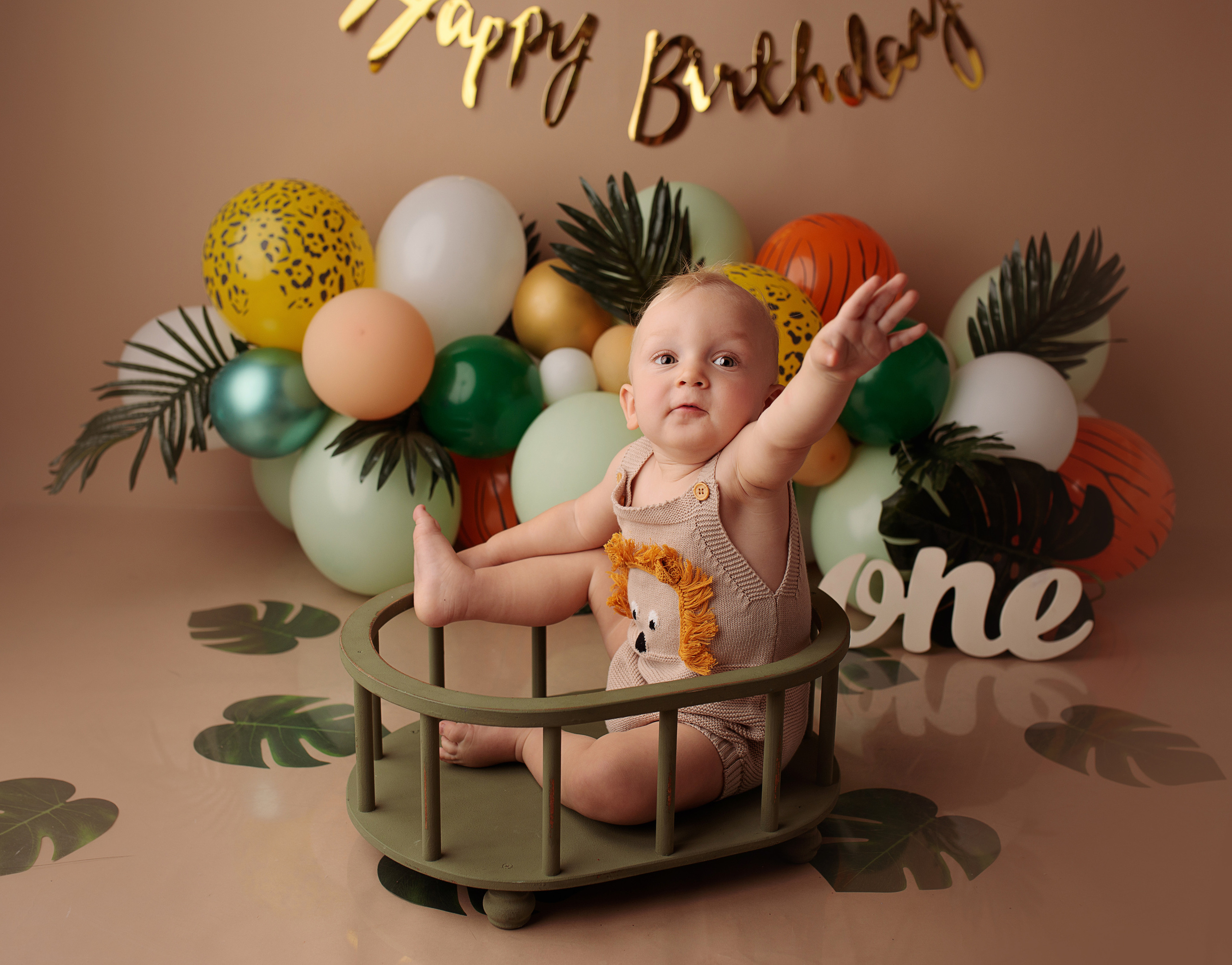 Праздничное оформление. Фотограф беременности, новорожденных Москва. годики под ключ