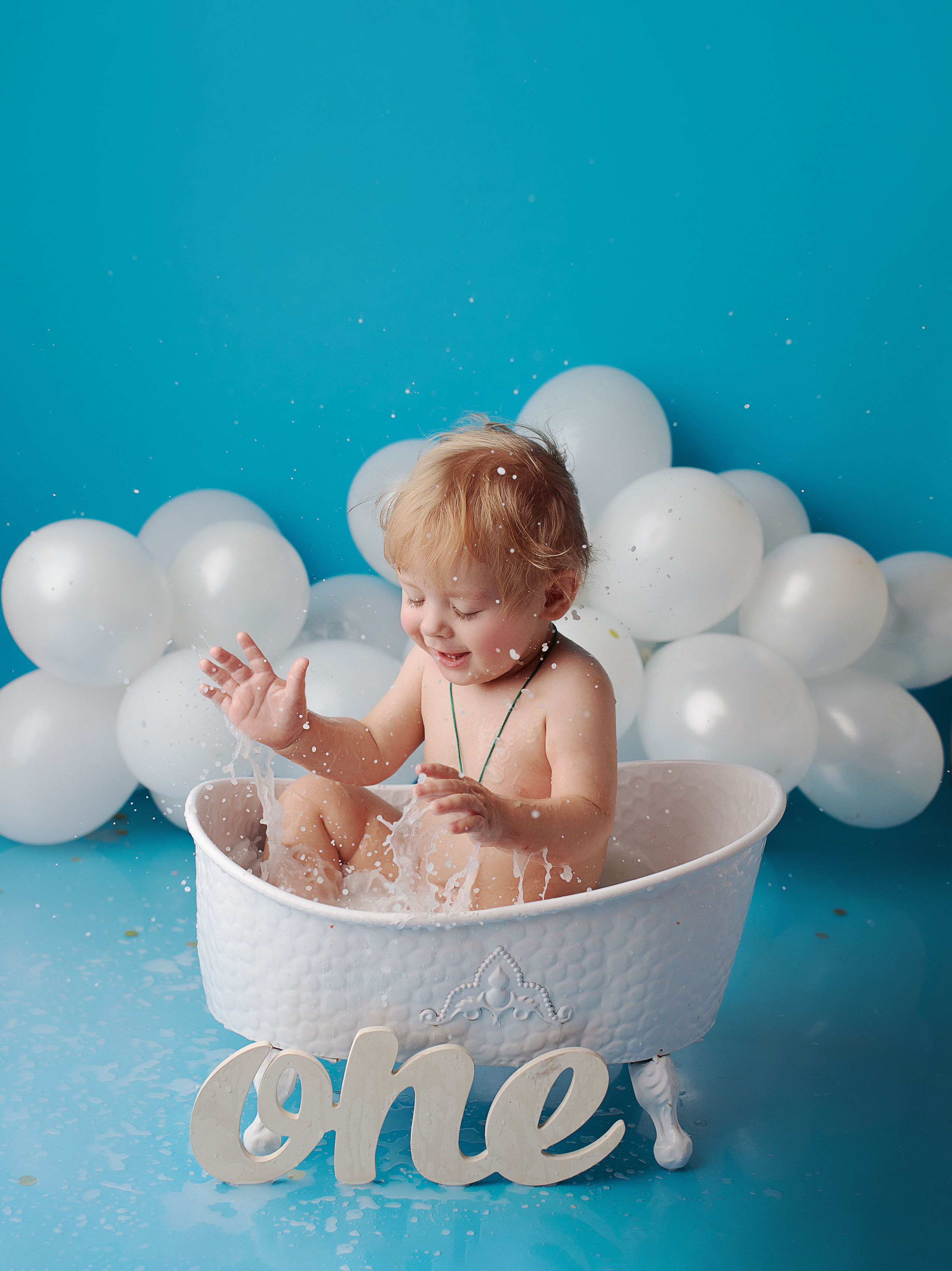 Ванночки. Фотограф беременности, новорожденных Москва. годики под ключ