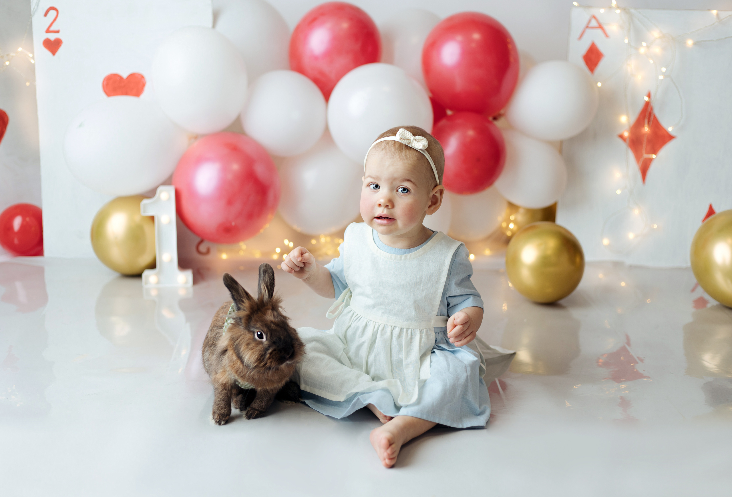 Праздничное оформление. Фотограф беременности, новорожденных Москва. годики под ключ