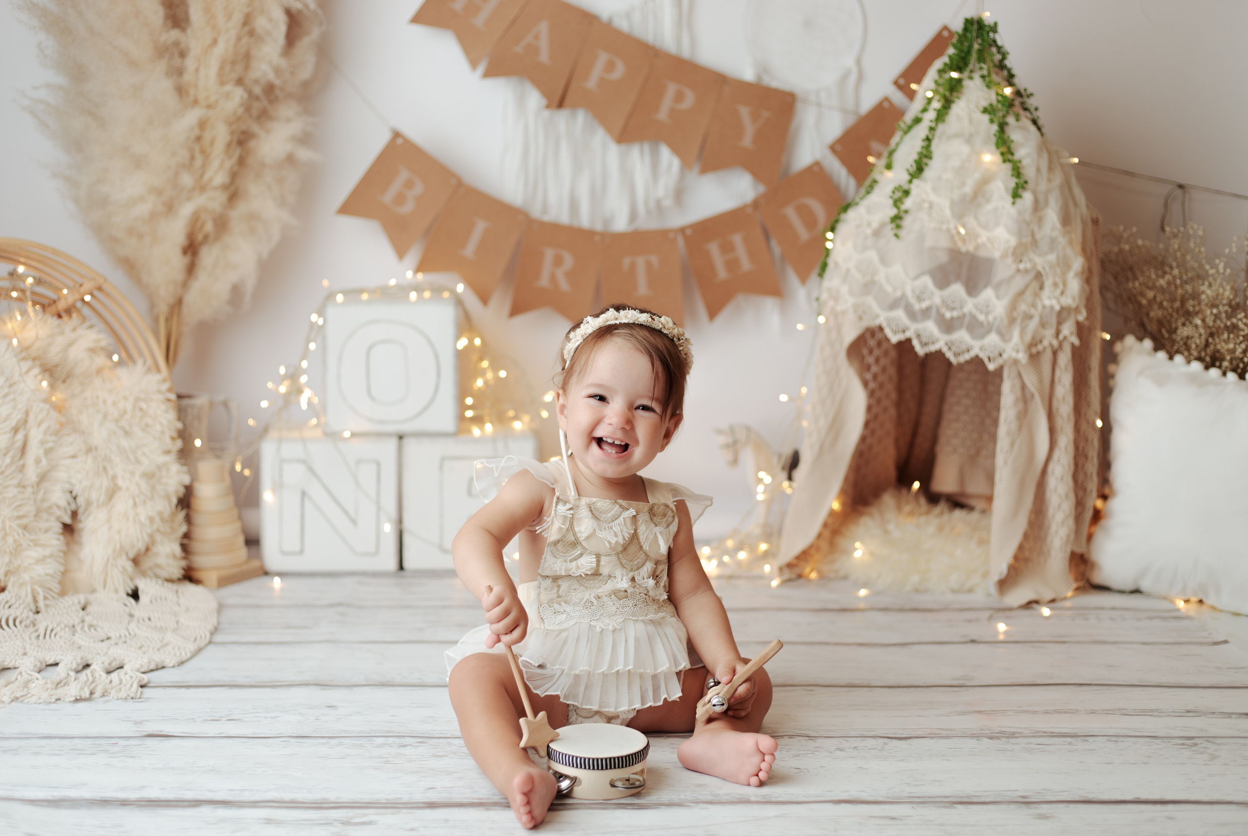 Праздничное оформление. Фотограф беременности, новорожденных Москва. годики под ключ