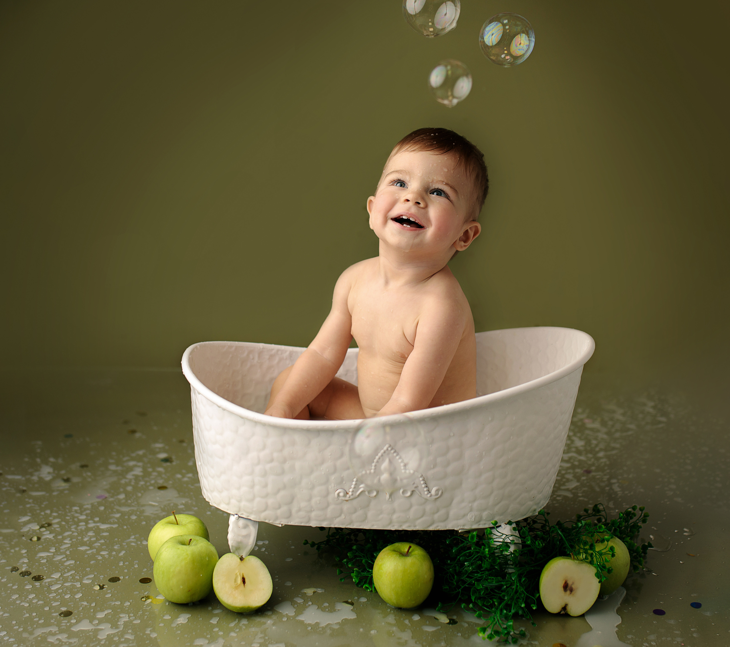 Ванночки. Фотограф беременности, новорожденных Москва. годики под ключ