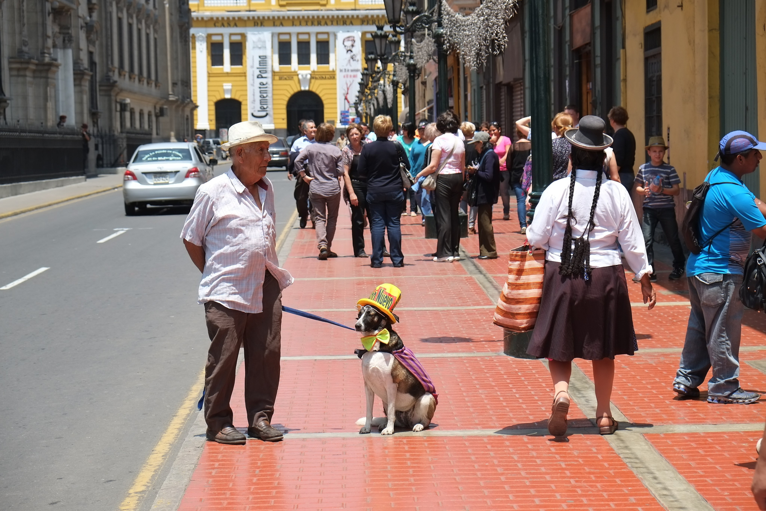 УЛИЦЫ. ПОБУДЬ ЗДЕСЬ И ЦЕЛЕЕ БУДЕТ ЭТОТ МИР