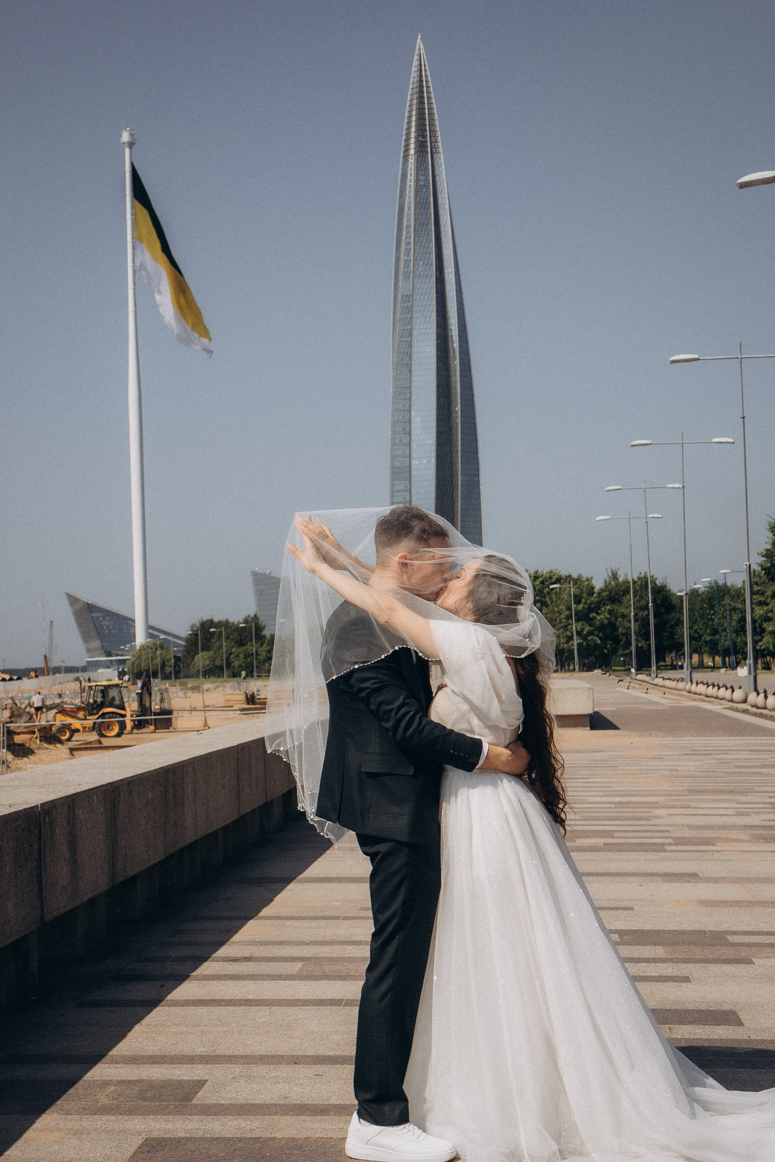 СВАДЕБНАЯ СЬЕМК В ПАРКЕ 300-ЛЕТИЯ. Профессиональный фотограф, Санкт-Петербург — Виктория Богомолова