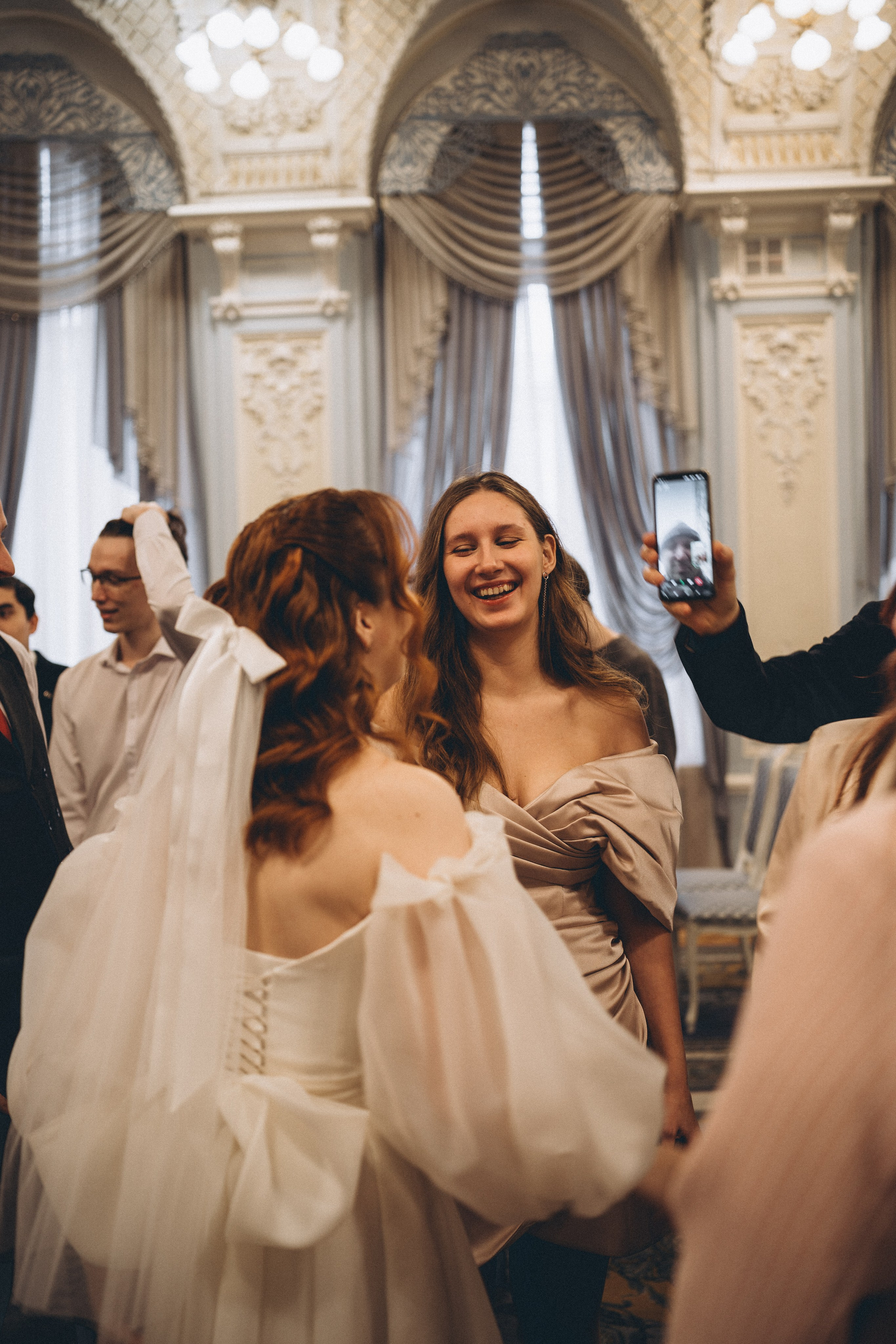 СВАДЕБНАЯ СЬЕМКА ВО ВТОРОМ ДВОРЦЕ С ГОСТЯМИ И ПРОГУЛКА В ТАВРИЧЕСКОМ САДУ. Профессиональный фотограф, Санкт-Петербург — Виктория Богомолова