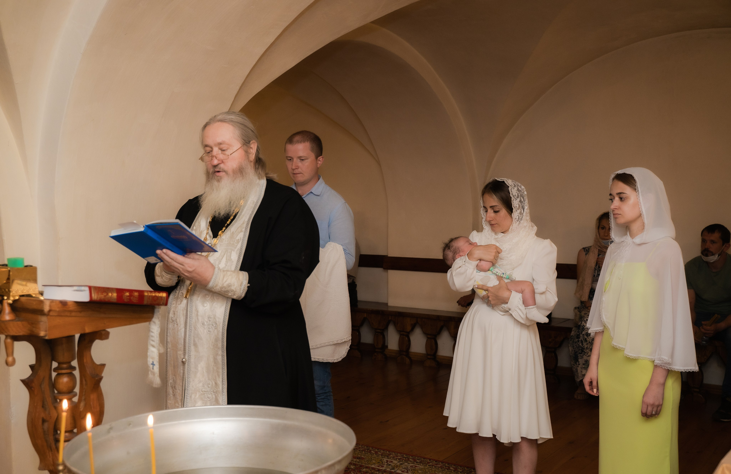 Фотосъемка крещения в Москве — сохранить таинство и создать фотокнигу