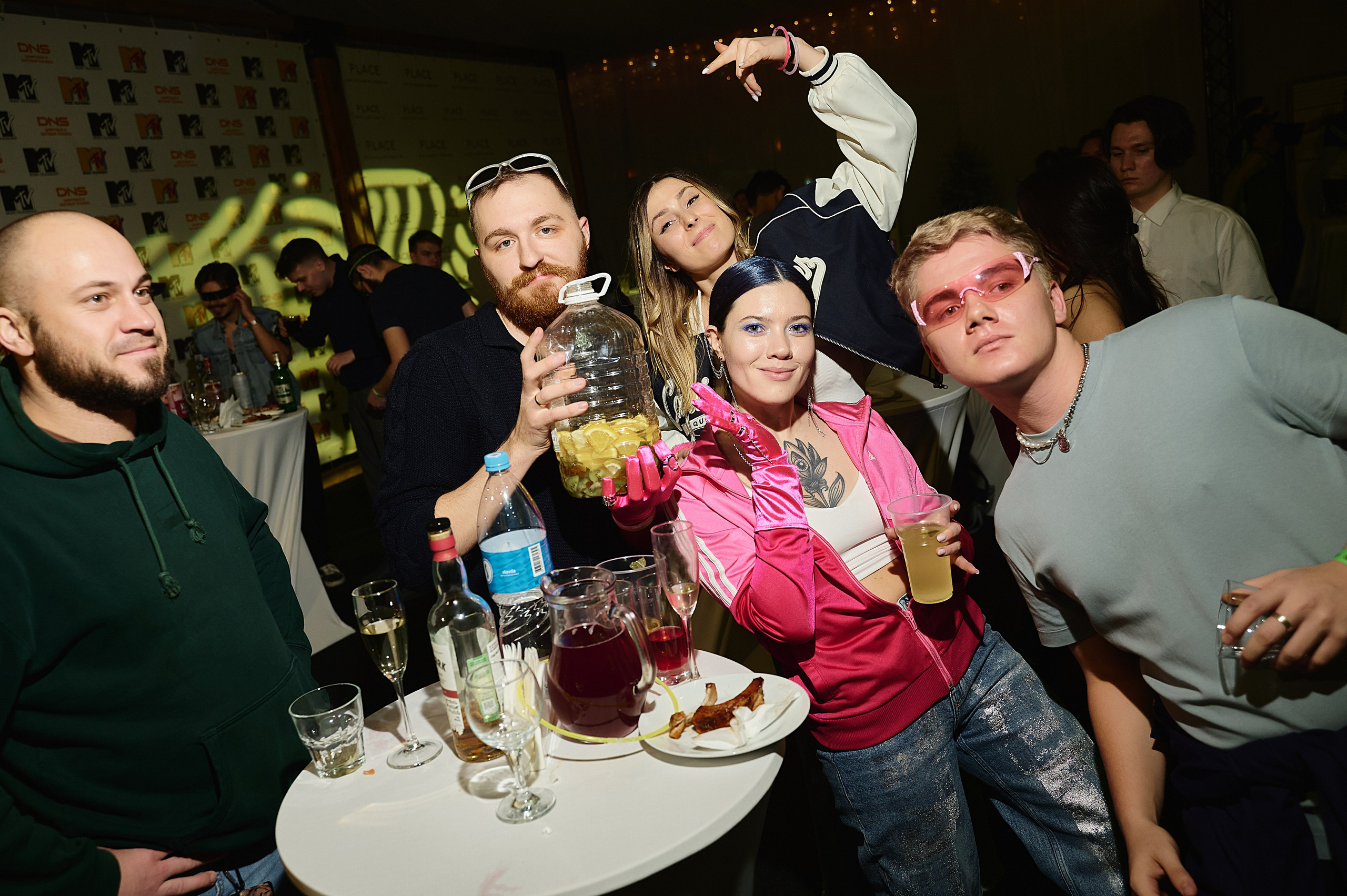 DNS НГ Корпаратив. Свадебный фотограф во Владивостоке Гарагуля Игорь