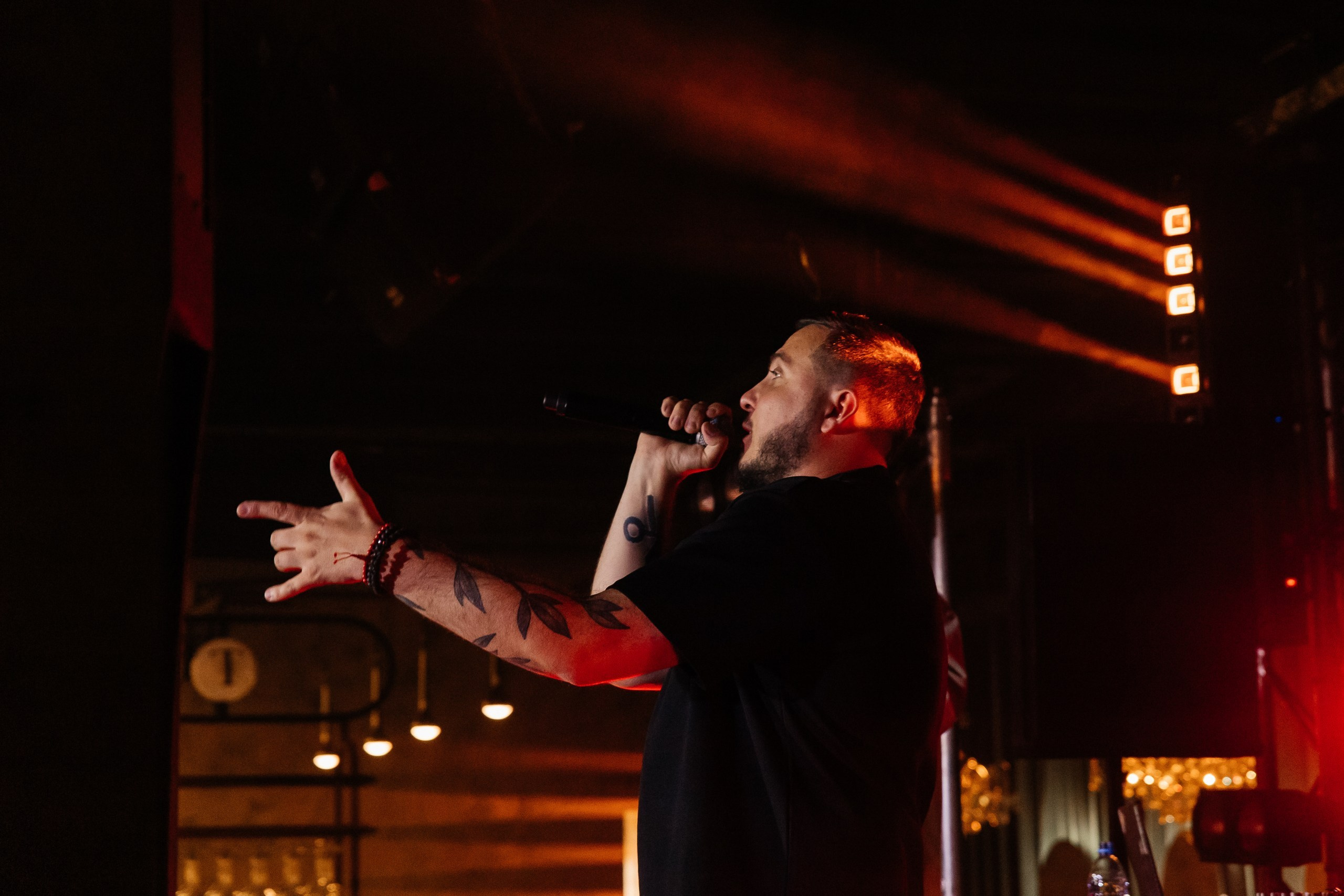 День рождения — сюрприз для Антона. Свадебный и репортажный фотограф в Новосибирске Федор Гладков