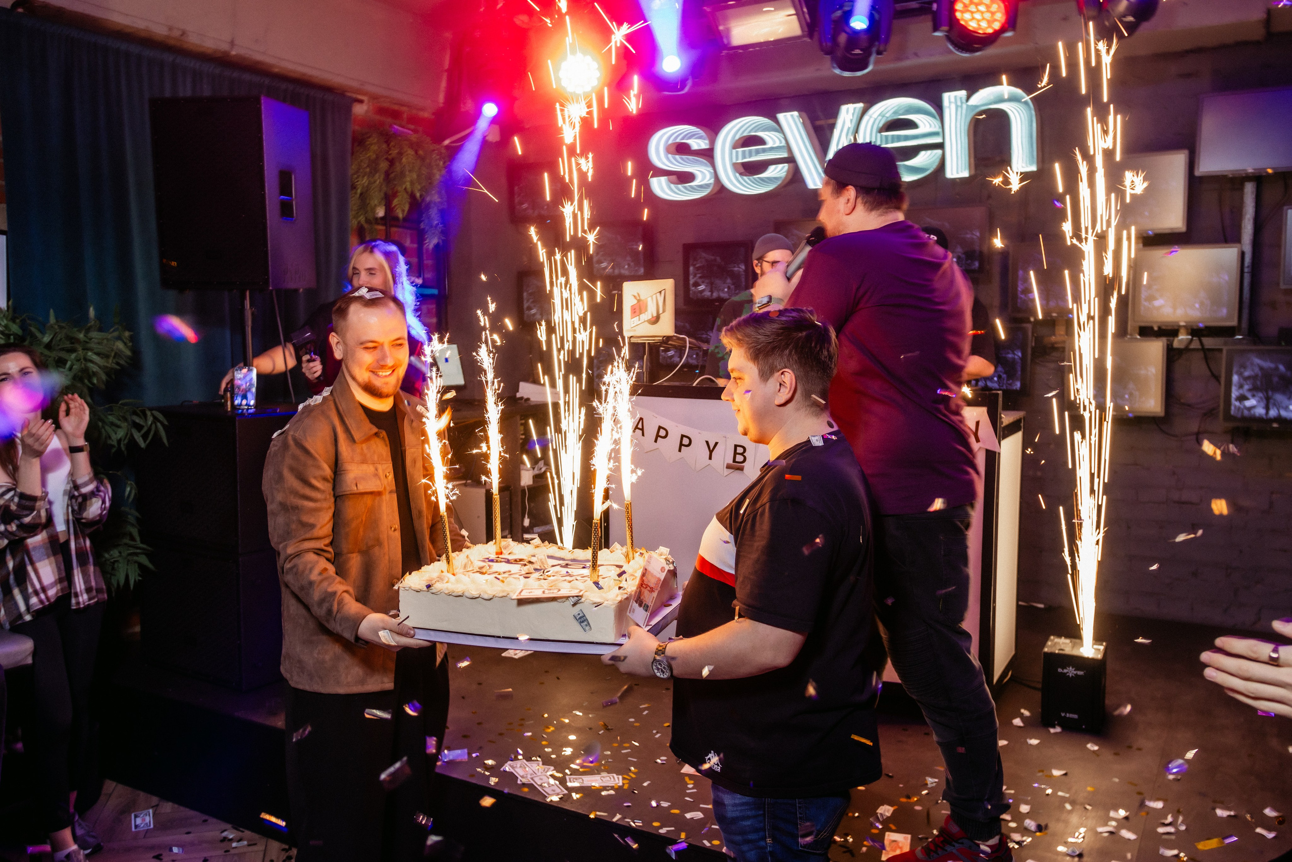 ДР SEVEN бар | 1год