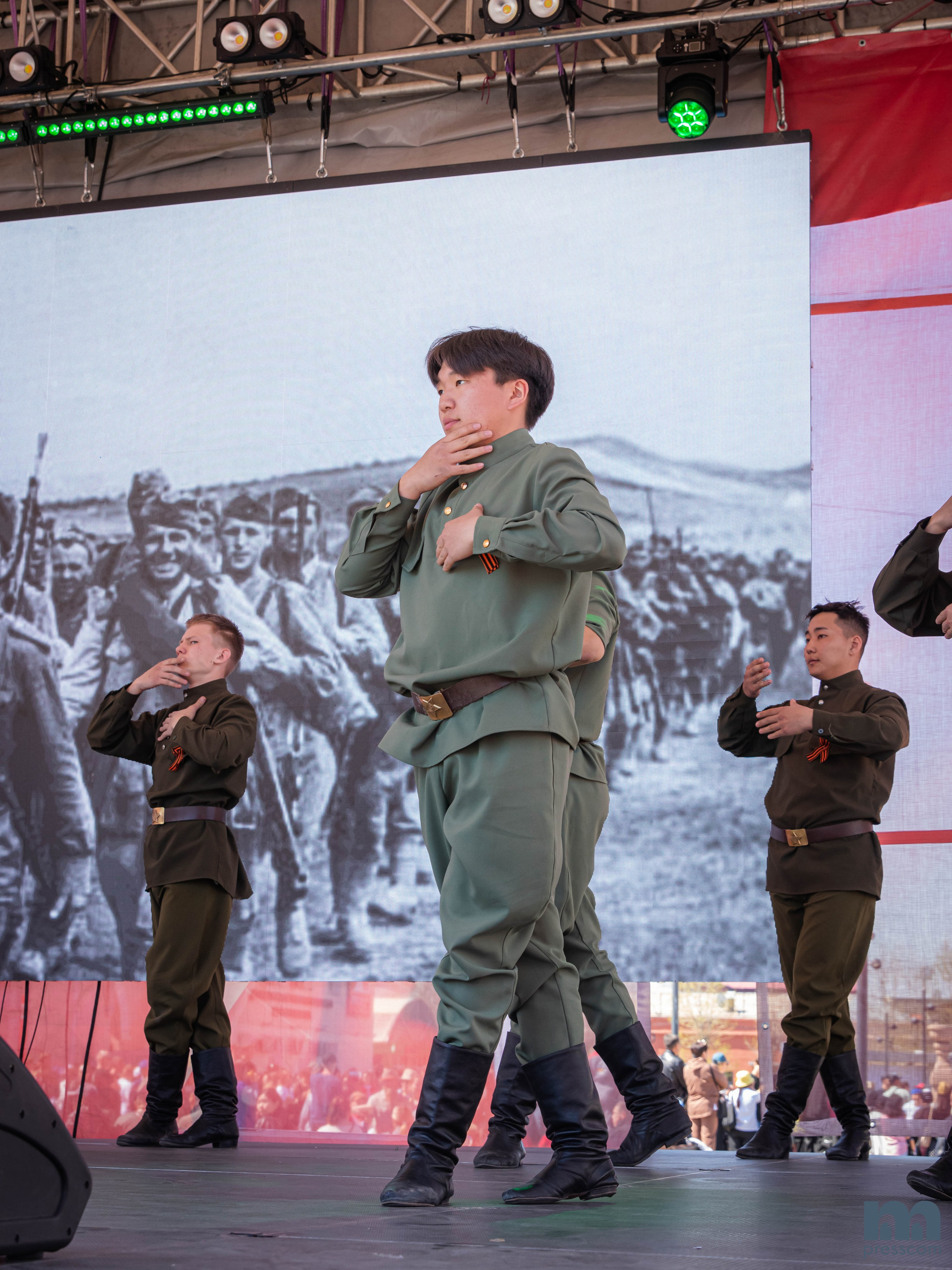 9 мая. PhotoMeet — Фотограф в Улан-Удэ