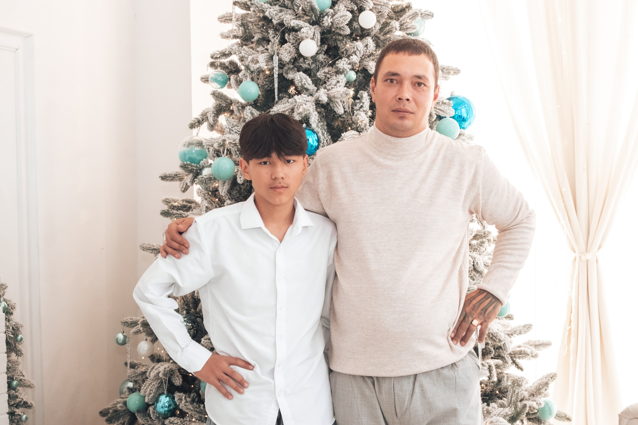 Съёмка прекрасной семьи в зале Лайт. PhotoMeet — Фотограф в Улан-Удэ