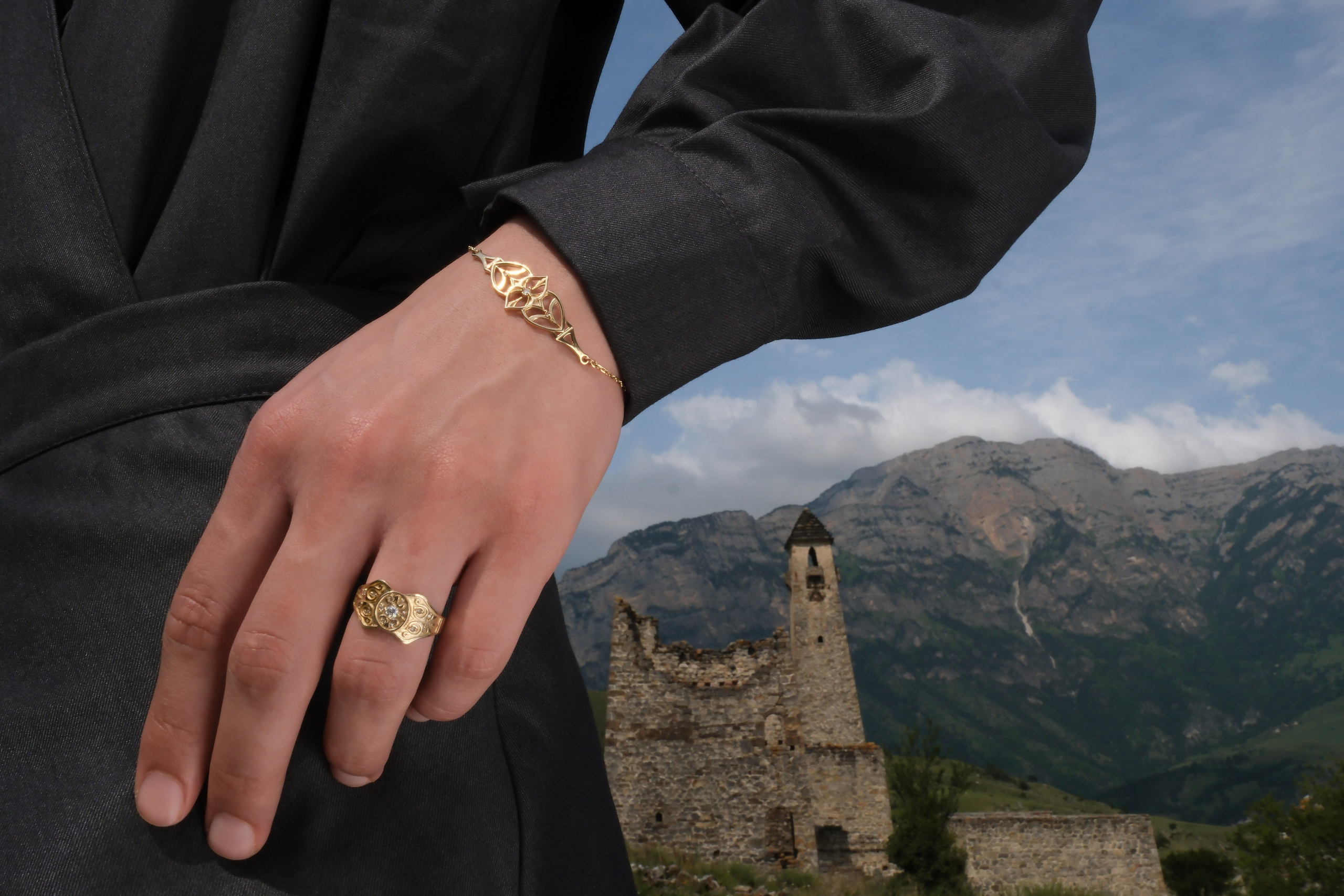 Brand: Mayralla. Имиджевая съёмка коллекции Seda в обсерватории. VonContent