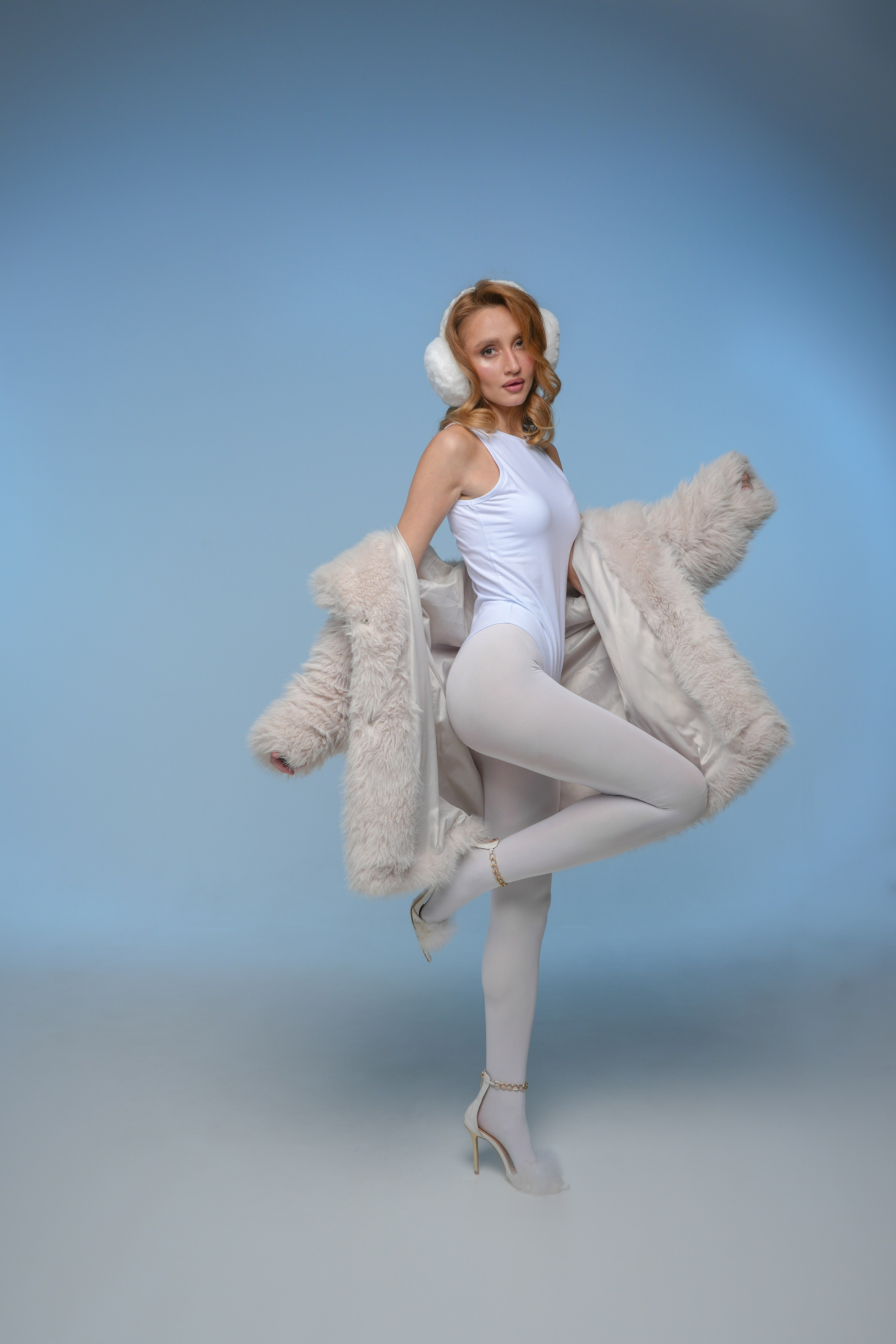 Минималистичная фотосессия. Фотограф беременности в Санкт-Петербурге Измайлова Анастасия