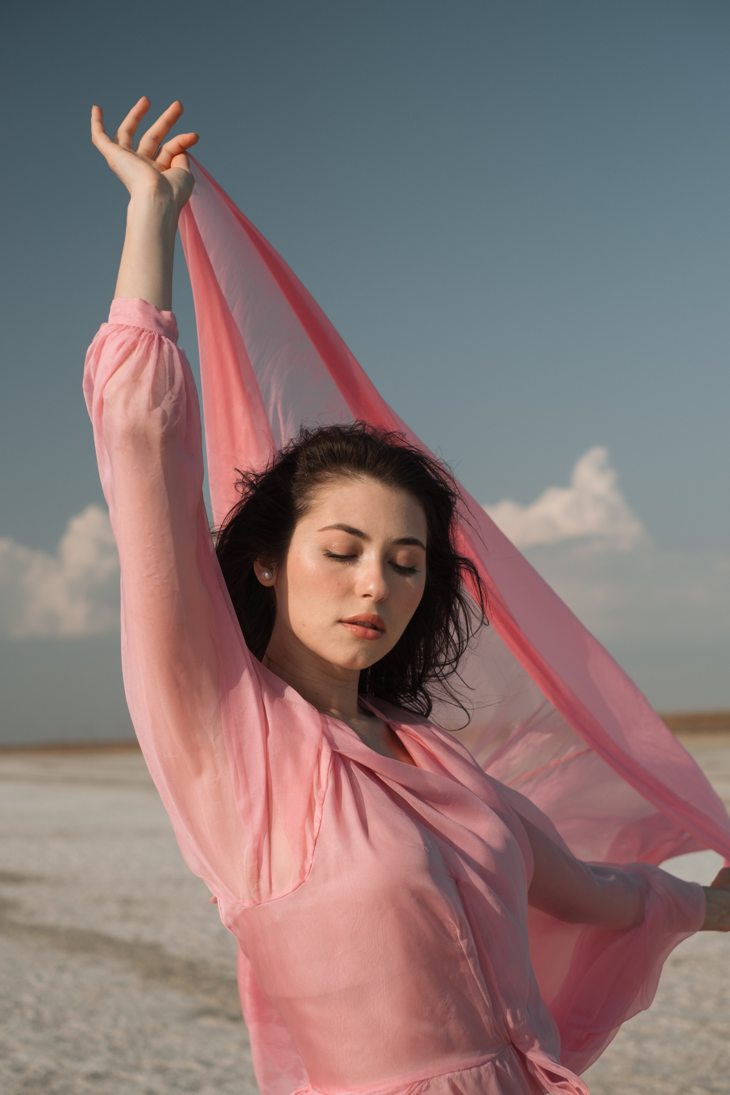 Фотосессия в садах: Персик, лаванда, мак, виноград, подсолнух, ромашка, сирень и др. Профессиональная фотосъемка в Крыму. Натуральные эмоции и живые кадры. Забронируйте дату прямо сейчас!