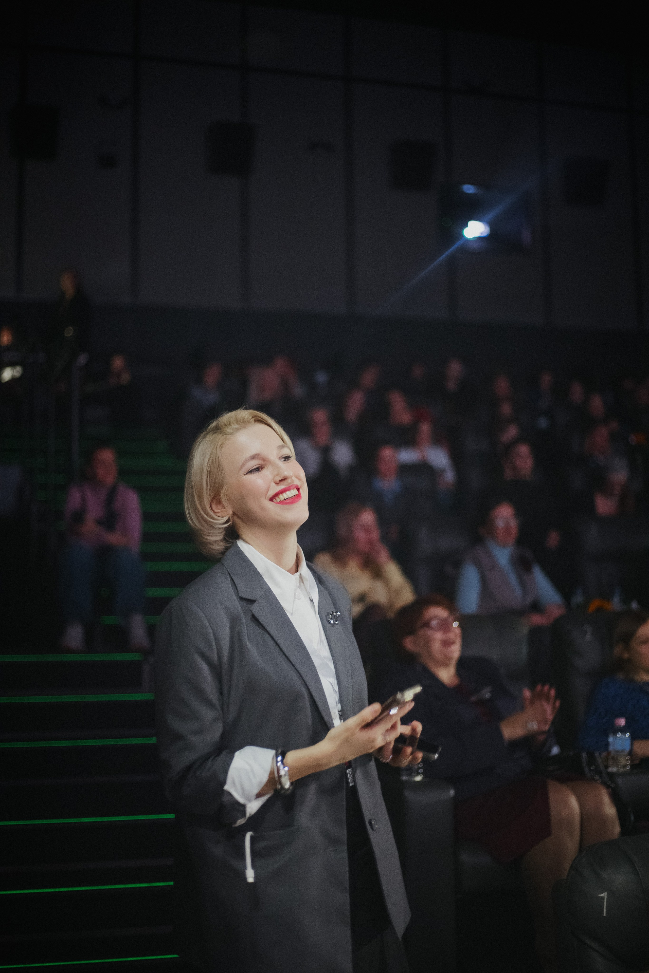 ФЭШН КОНФА. СВОИ. ФОТООТЧЕТЫ-СОБЫТИЯ-МЕСТА