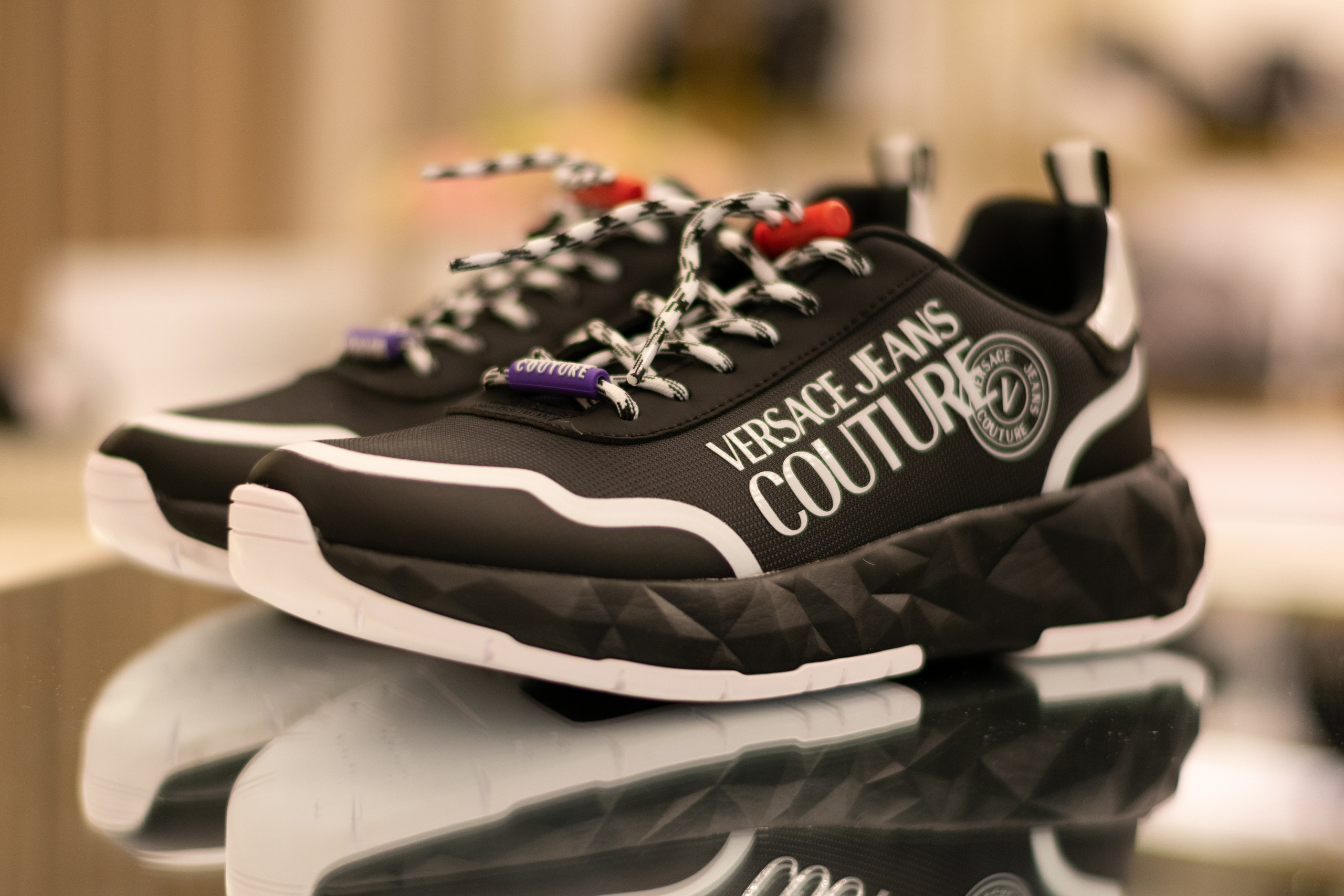 Для организаций. Предметная фотосессия для обувного магазина Capsula. Фотограф/видеограф Богдан Голованов