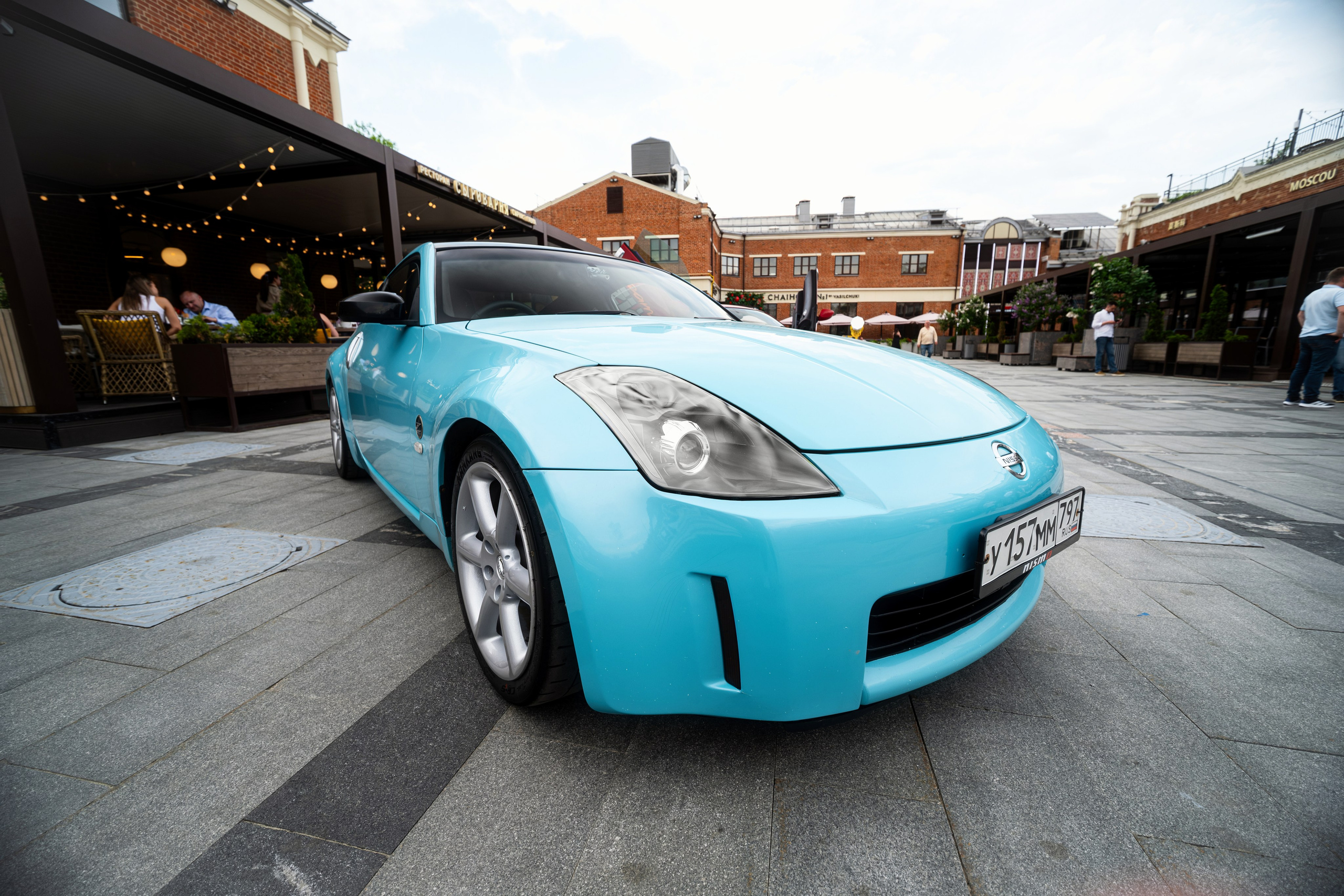 Автовыставка Nissan Z. Malenkyia