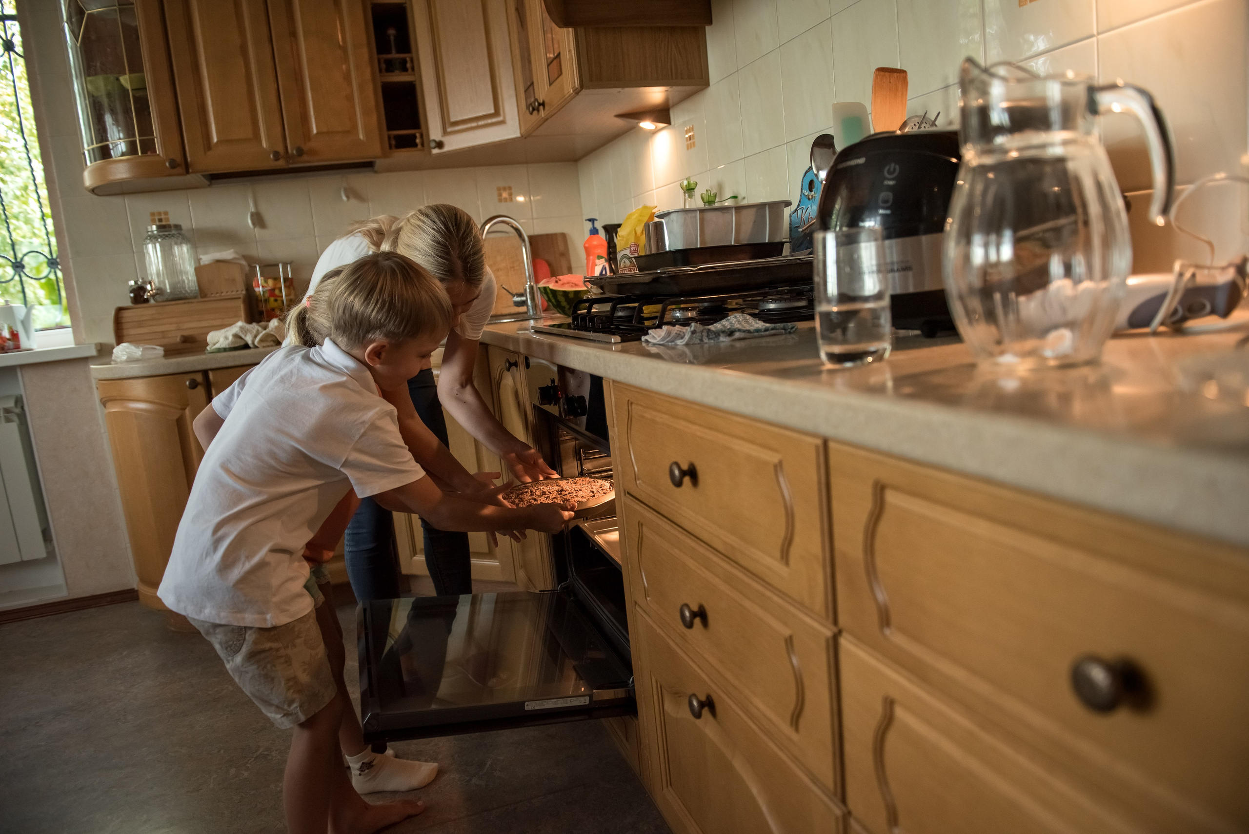 Семейная фотосессия дома. Фотограф Саратов Юлия Петрова