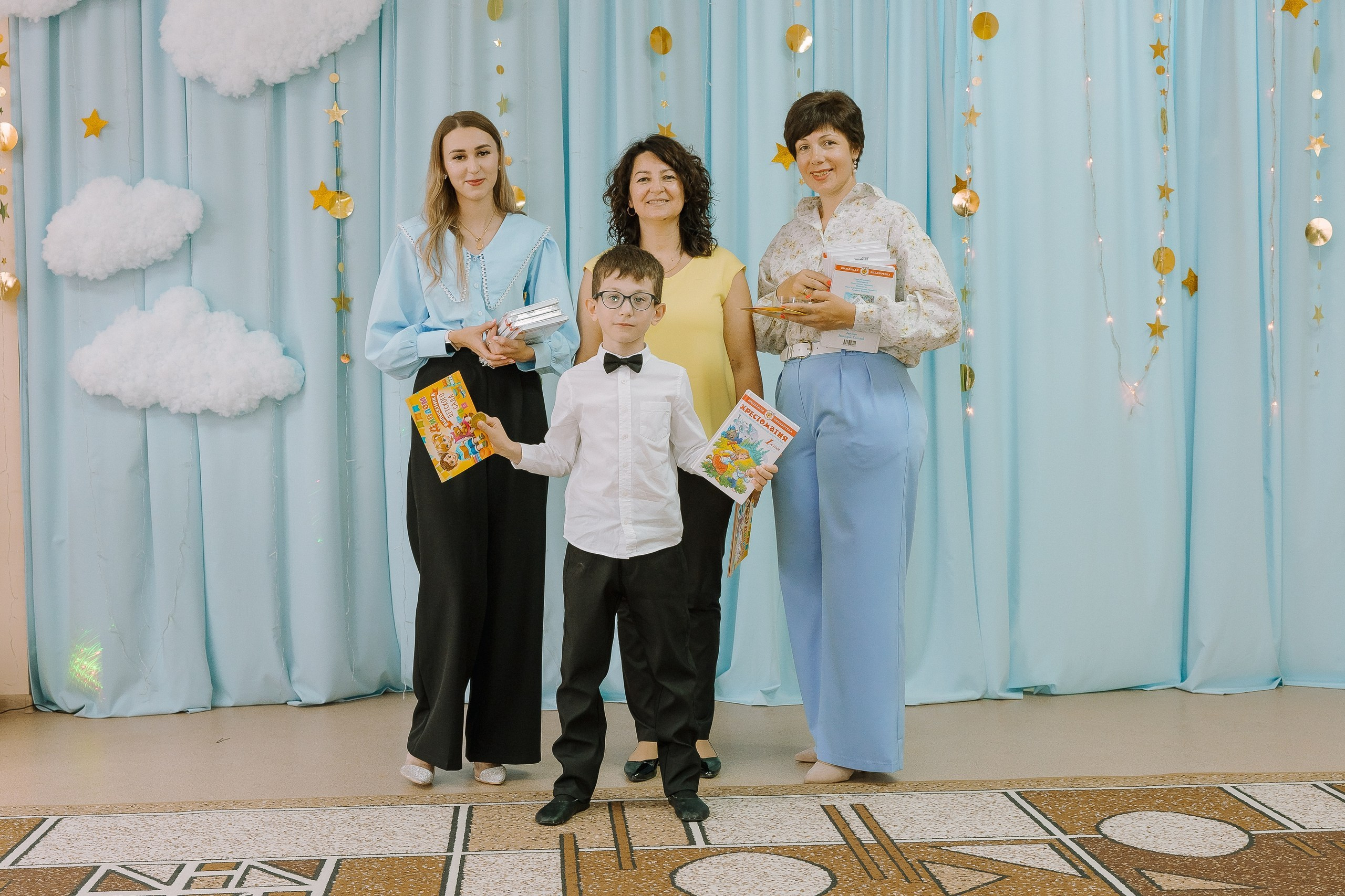 Выпускной в ДС -29. Выпускные альбомы Натальи Бутко: Новороссийск, Анапа, Геленджик