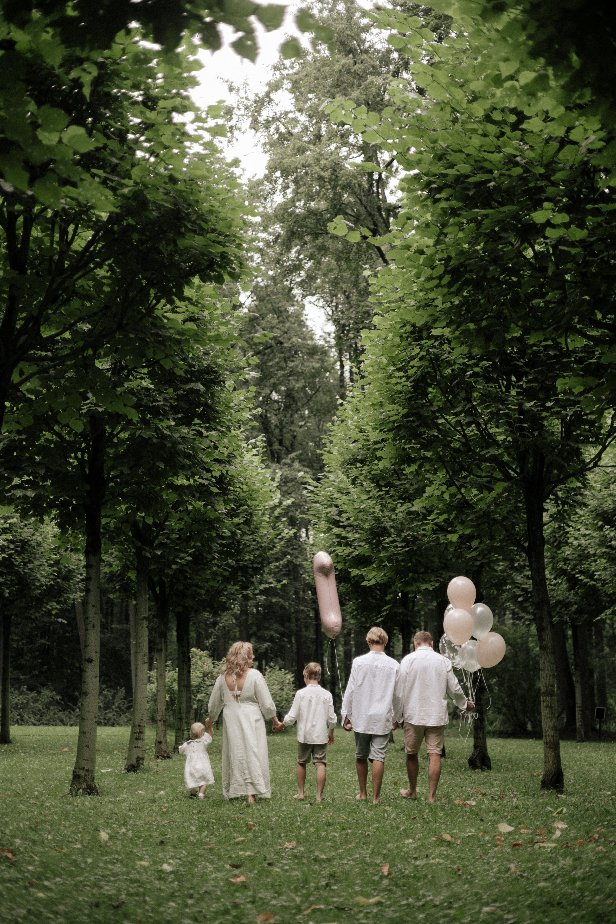 Семейная фотосессия в Оставьевском парке. Свадебный и портретный фотограф в Москве Анастасия Масюк