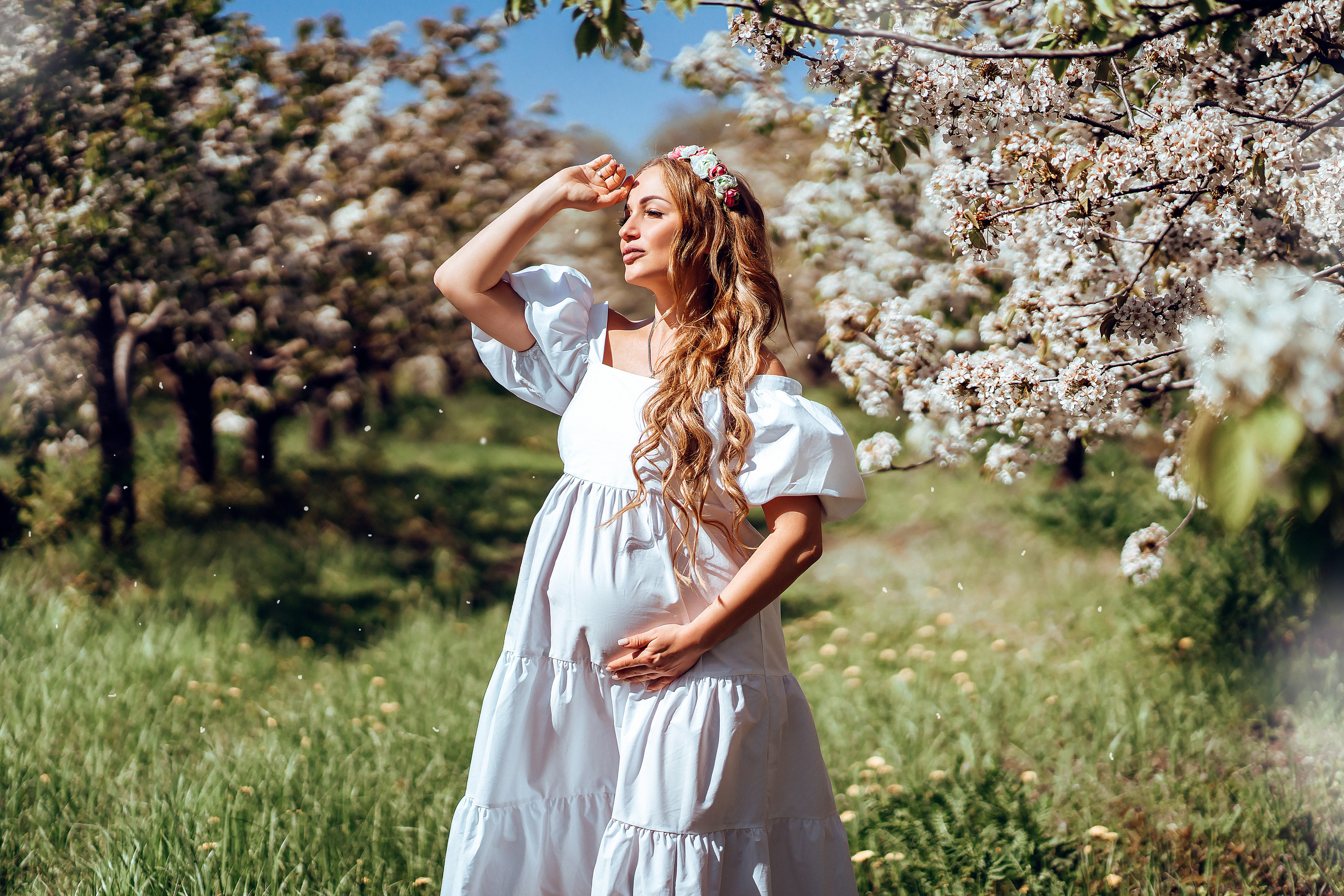 Фотосессия Леси в цветущих садах. Семейный и детский фотограф в Ростове-на-Дону Екатерина Шевченко