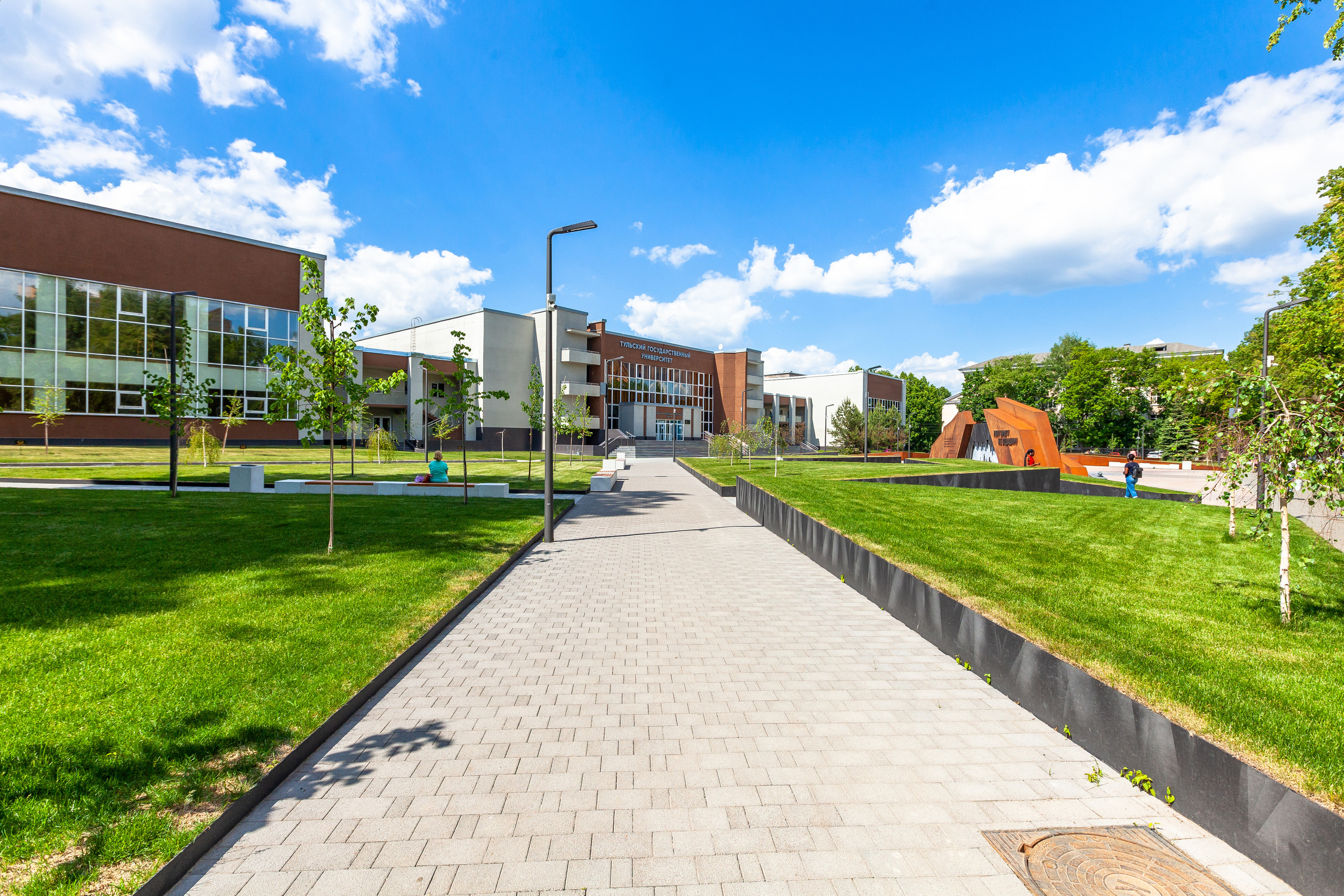 Сквер «80-летия Обороны Тулы». Фотограф в Туле Крупский АнДРей. Фотостудия «КАДР71» в Туле