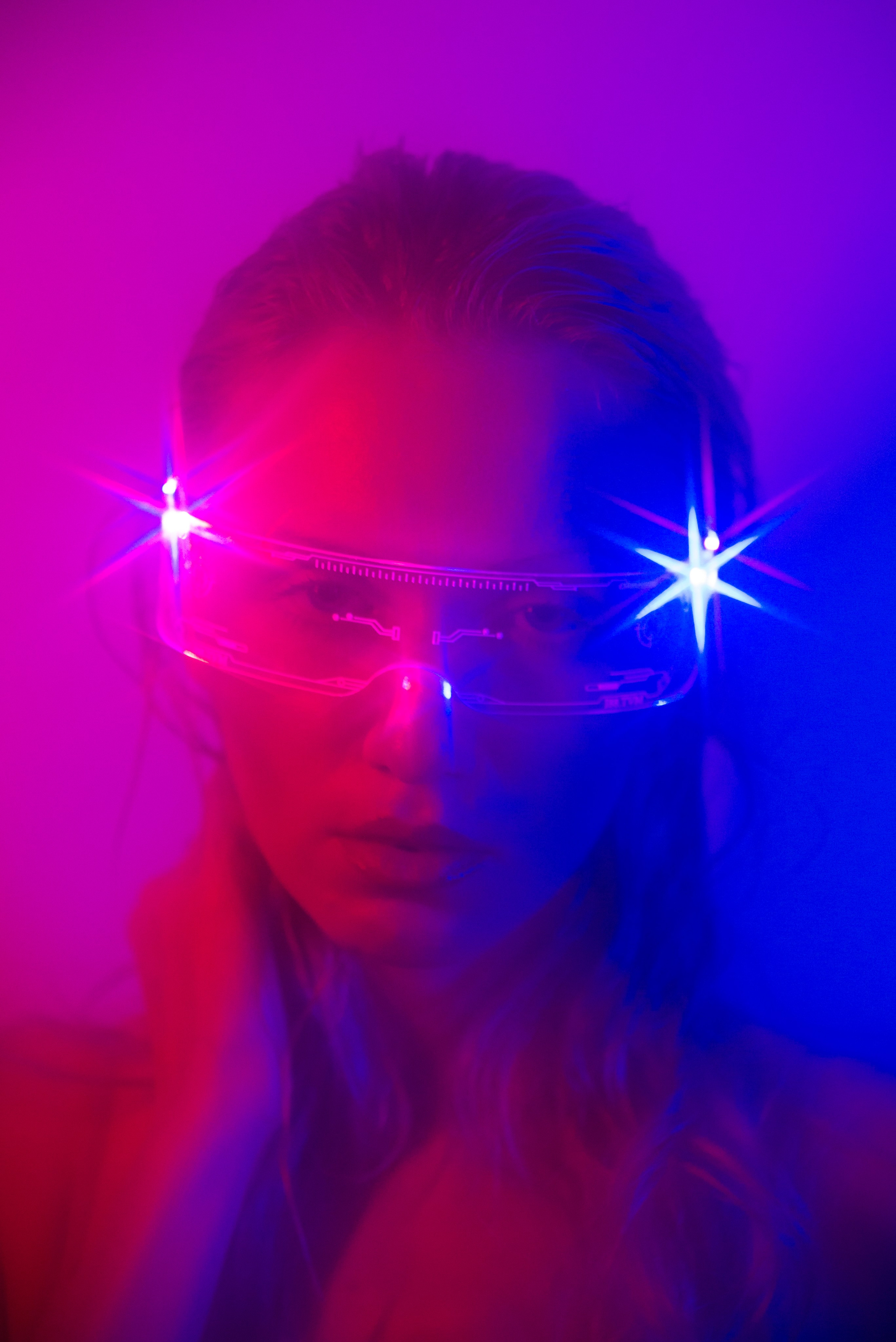 Мария Тихонова. Неон