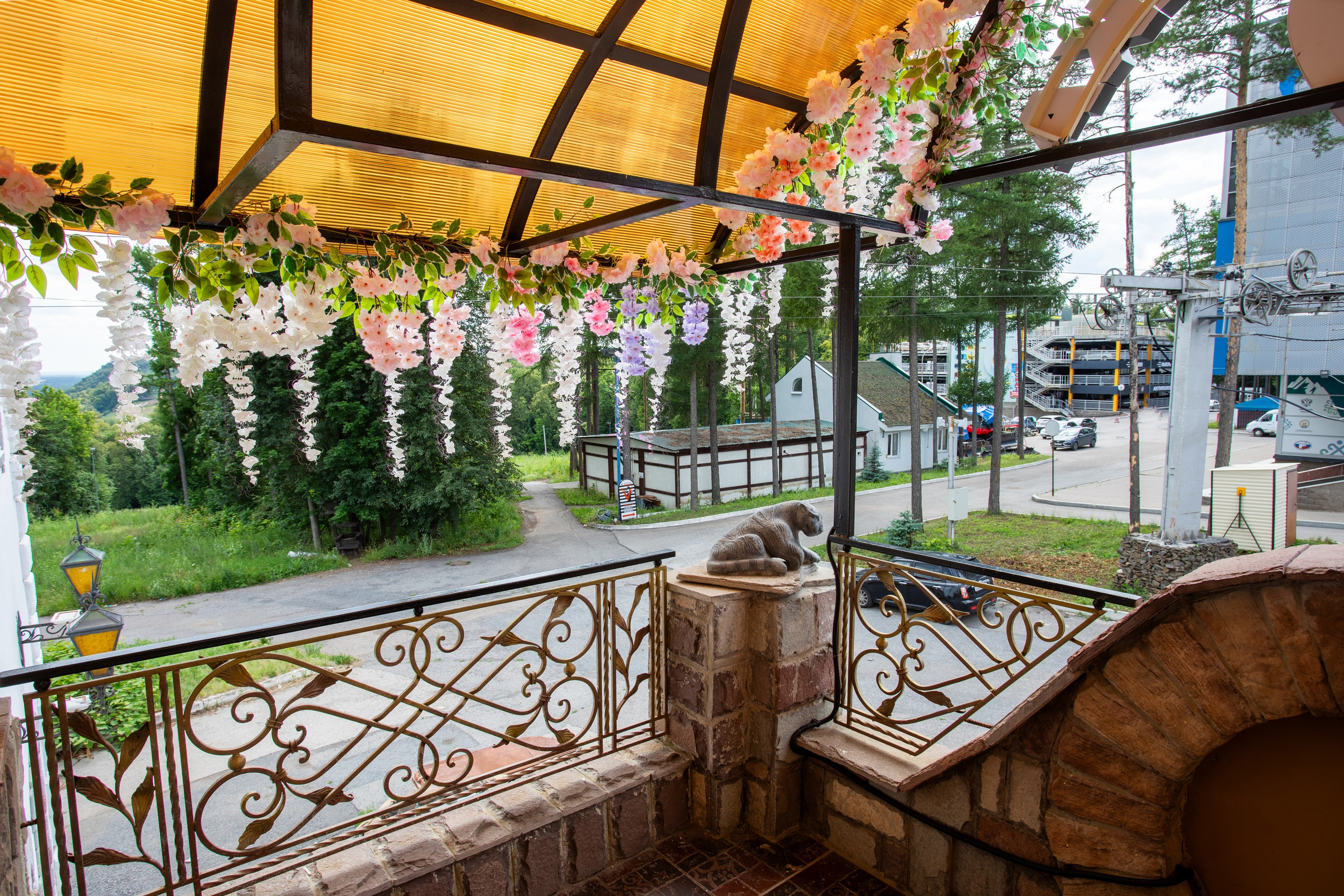 Концертный клуб «Сердце замка» A-Alvo, фото интерьерного фотографа Алексея Муравьёва, музыкальное пространство УфаЛобби клуба «Сердце замка» A-Alvo, съёмка интерьерного фотографа Алексея Муравьёва, концертная площадкаЗал концертного клуба «Сердце замка» A-Alvo, работа интерьерного фотографа Алексея Муравьёва, мероприятия УфаСцена клуба «Сердце замка» A-Alvo, фото интерьерного фотографа Алексея Муравьёва, музыкальные выступленияФойе концертного клуба «Сердце замка» A-Alvo, съёмка интерьерного фотографа Алексея Муравьёва, атмосфера УфаАкустика клуба «Сердце замка» A-Alvo, работа интерьерного фотографа Алексея Муравьёва, живой звукЗона отдыха «Сердце замка» A-Alvo, фото интерьерного фотографа Алексея Муравьёва, комфорт для зрителейВход в клуб «Сердце замка» A-Alvo, съёмка интерьерного фотографа Алексея Муравьёва, концертная площадка УфаИнтерьер концертного клуба «Сердце замка» A-Alvo, работа интерьерного фотографа Алексея Муравьёва, мероприятияОсвещение клуба «Сердце замка» A-Alvo, фото интерьерного фотографа Алексея Муравьёва, концертный зал УфаЗвуковое оборудование «Сердце замка» A-Alvo, съёмка интерьерного фотографа Алексея Муравьёва, музыкальная площадкаМеста для зрителей клуб «Сердце замка» A-Alvo, работа интерьерного фотографа Алексея Муравьёва, комфорт УфаБарная зона «Сердце замка» A-Alvo, фото интерьерного фотографа Алексея Муравьёва, концертная площадкаВестибюль клуба «Сердце замка» A-Alvo, съёмка интерьерного фотографа Алексея Муравьёва, вход УфаОбщая панорама концертного клуба «Сердце замка» A-Alvo, работа интерьерного фотографа Алексея Муравьёва, музыкальное пространство