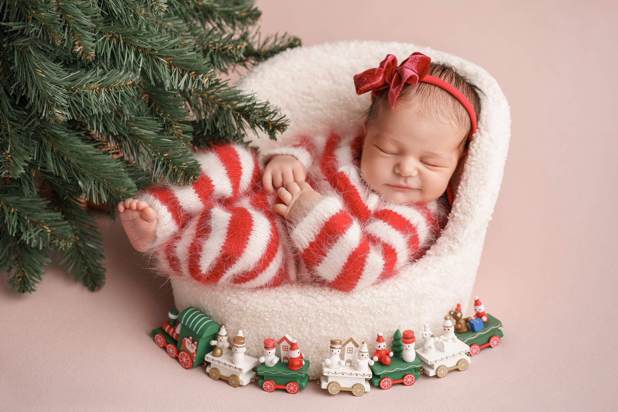 Костюмы и аксессуары для фотосессии новорожденных | Реквизит для съемки newborn в Москве. Фотосессия новорожденных в Москве и Московской области | Профессиональный фотограф newborn — Татьяна Иванова