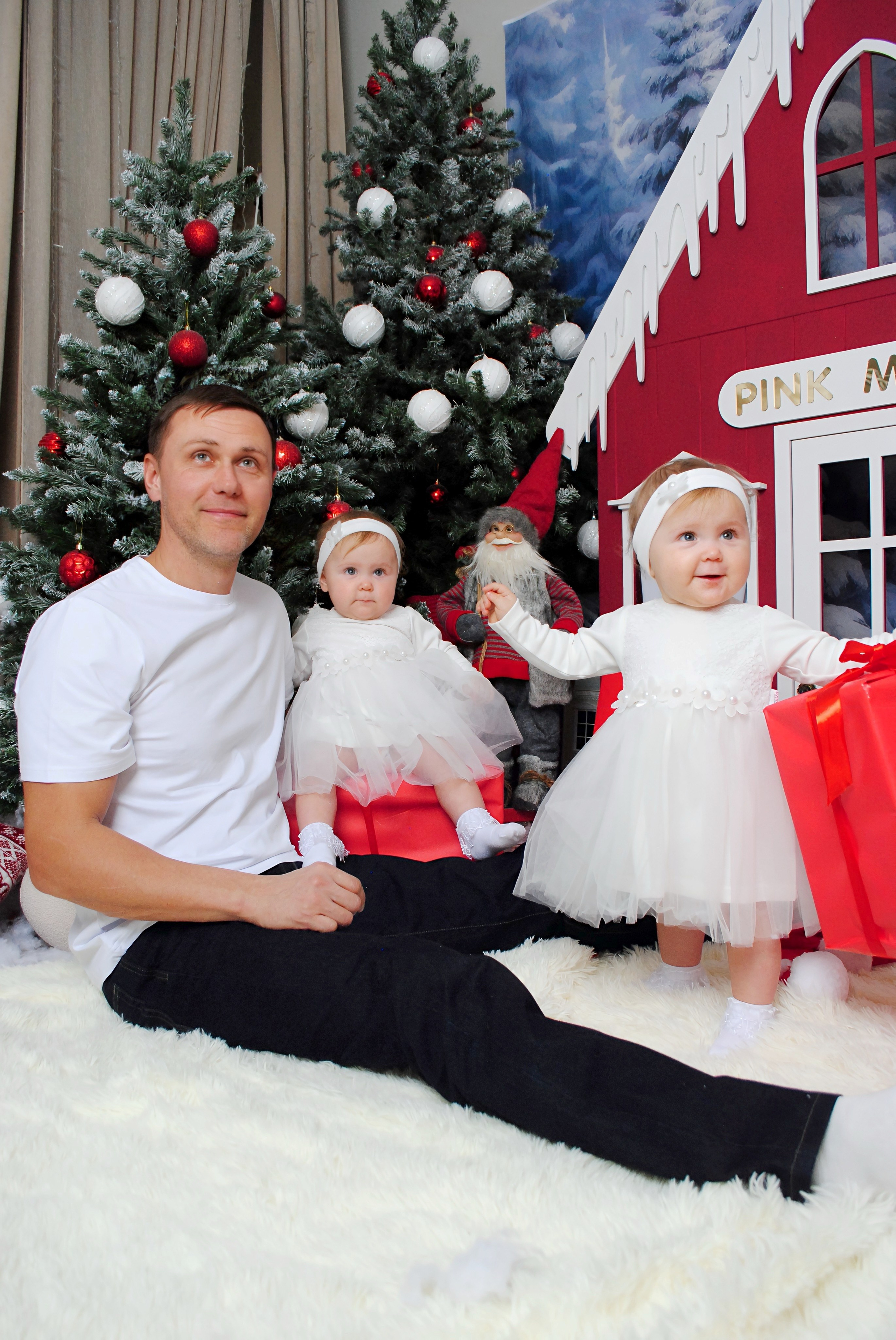 Мария и семья. Фотограф Мария Мусаелян