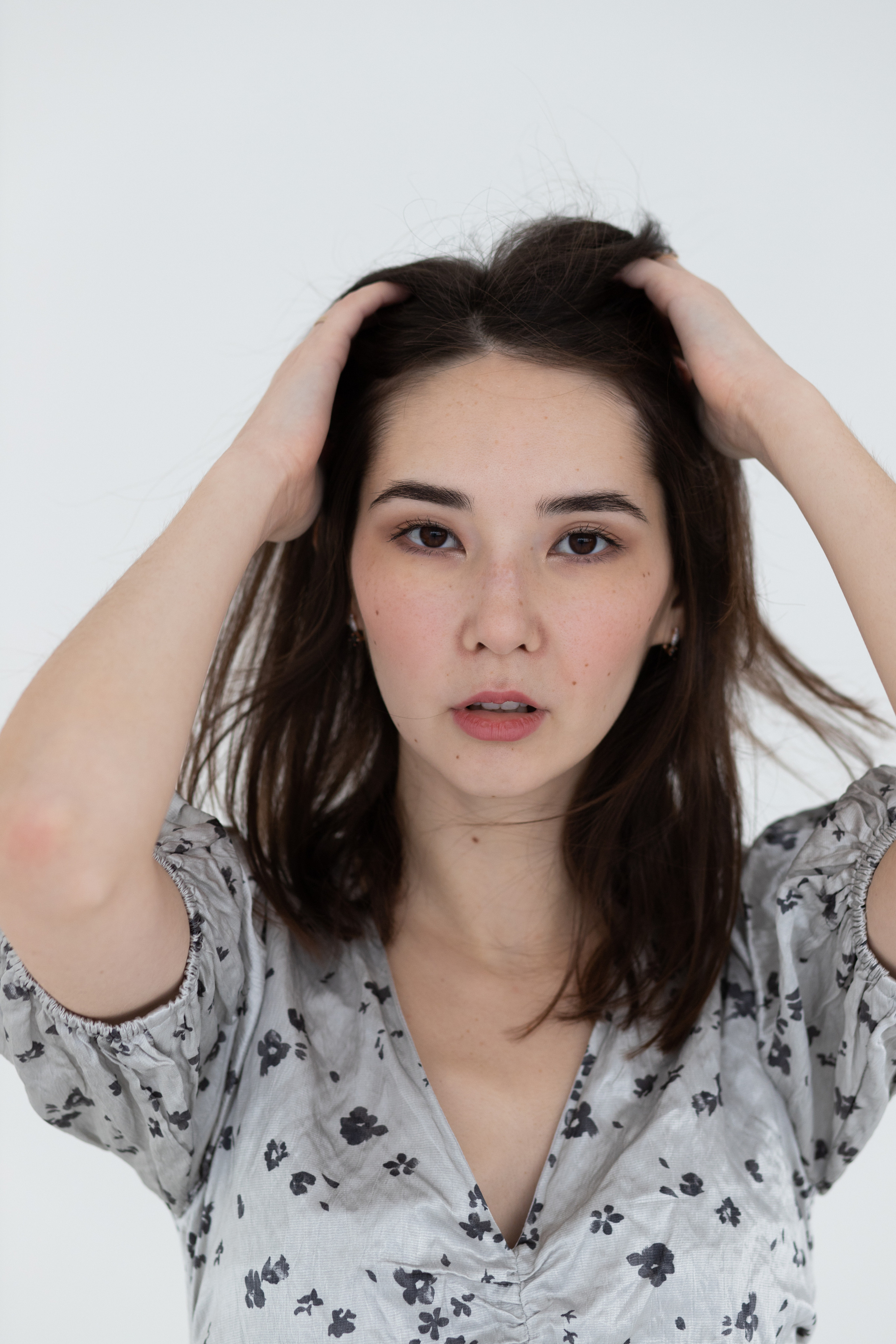 Съемка в студии на белой циклораме для Алены. Контент фотограф Екатеринбург