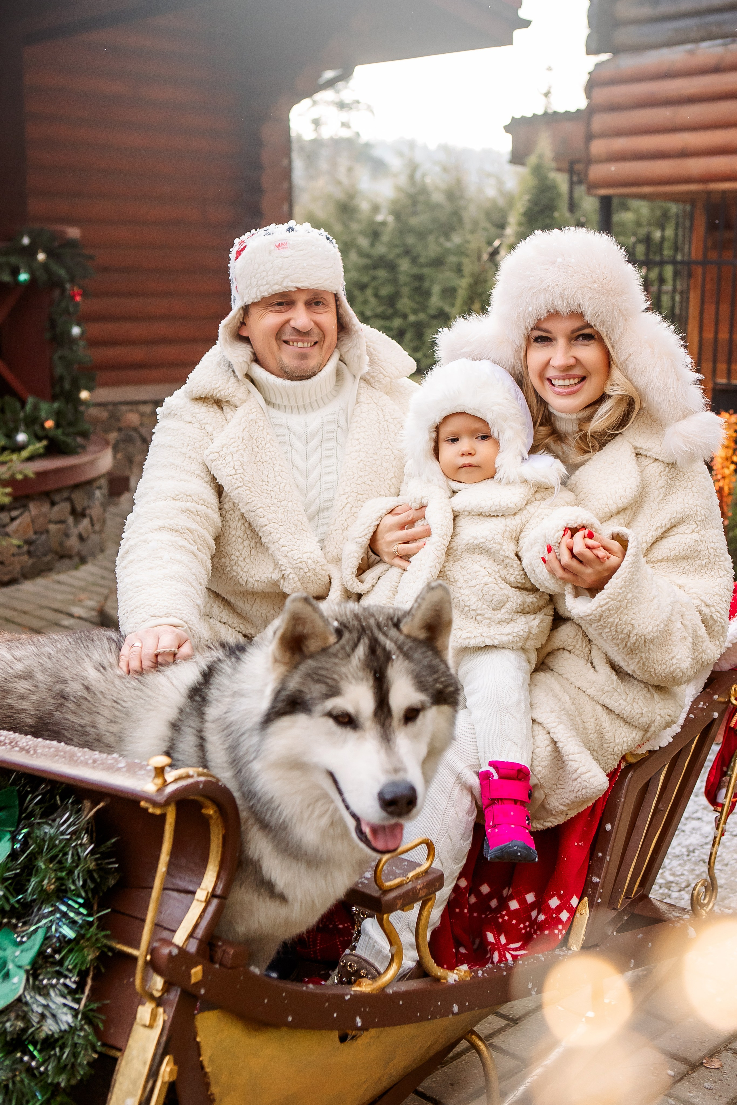 Лесной домик. Семейный детский фотограф. Фотосессия в Минске