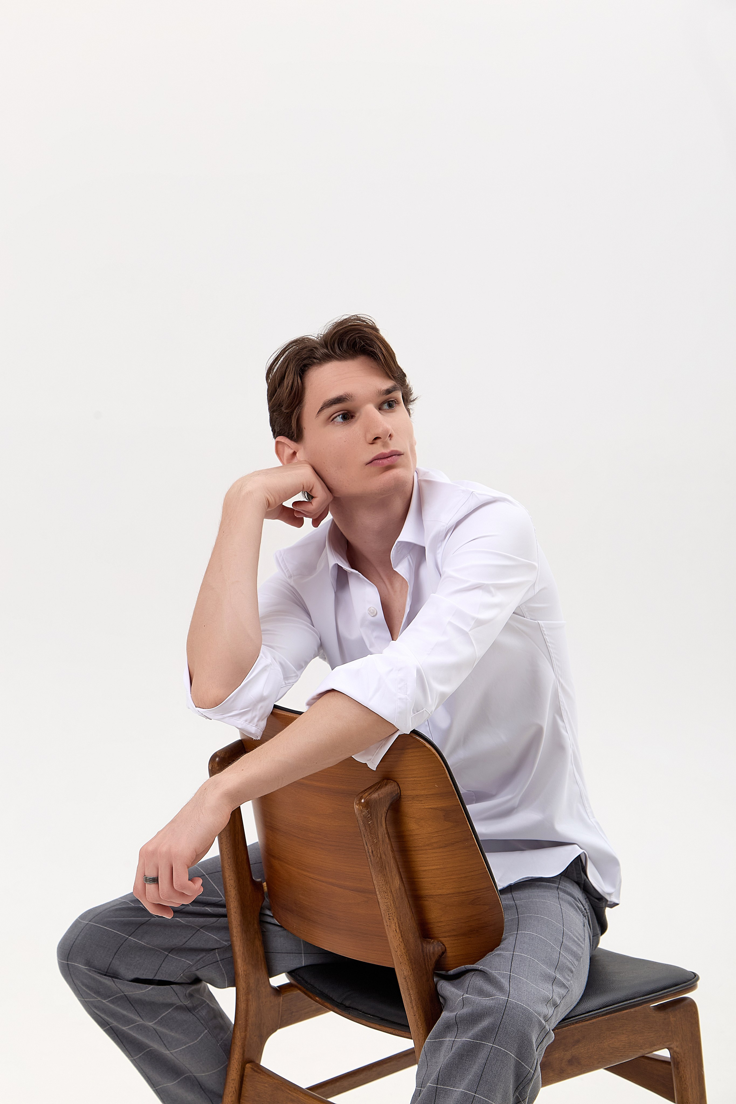 Модельные тесты в студии. Фотограф Руслан Потапов в Краснодаре