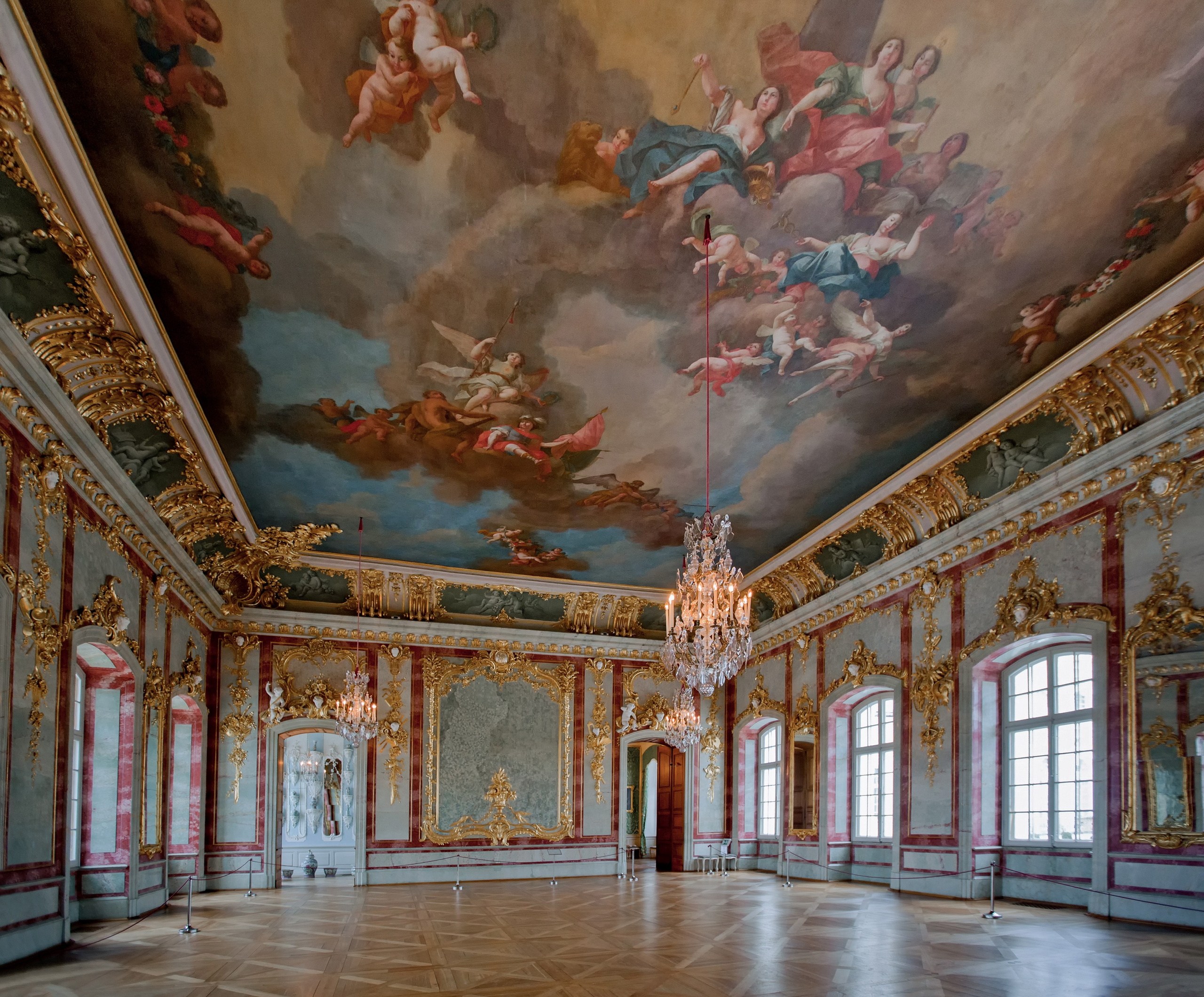 Интерьер. Детская Конная фотография в Москве Юлия Шепелева