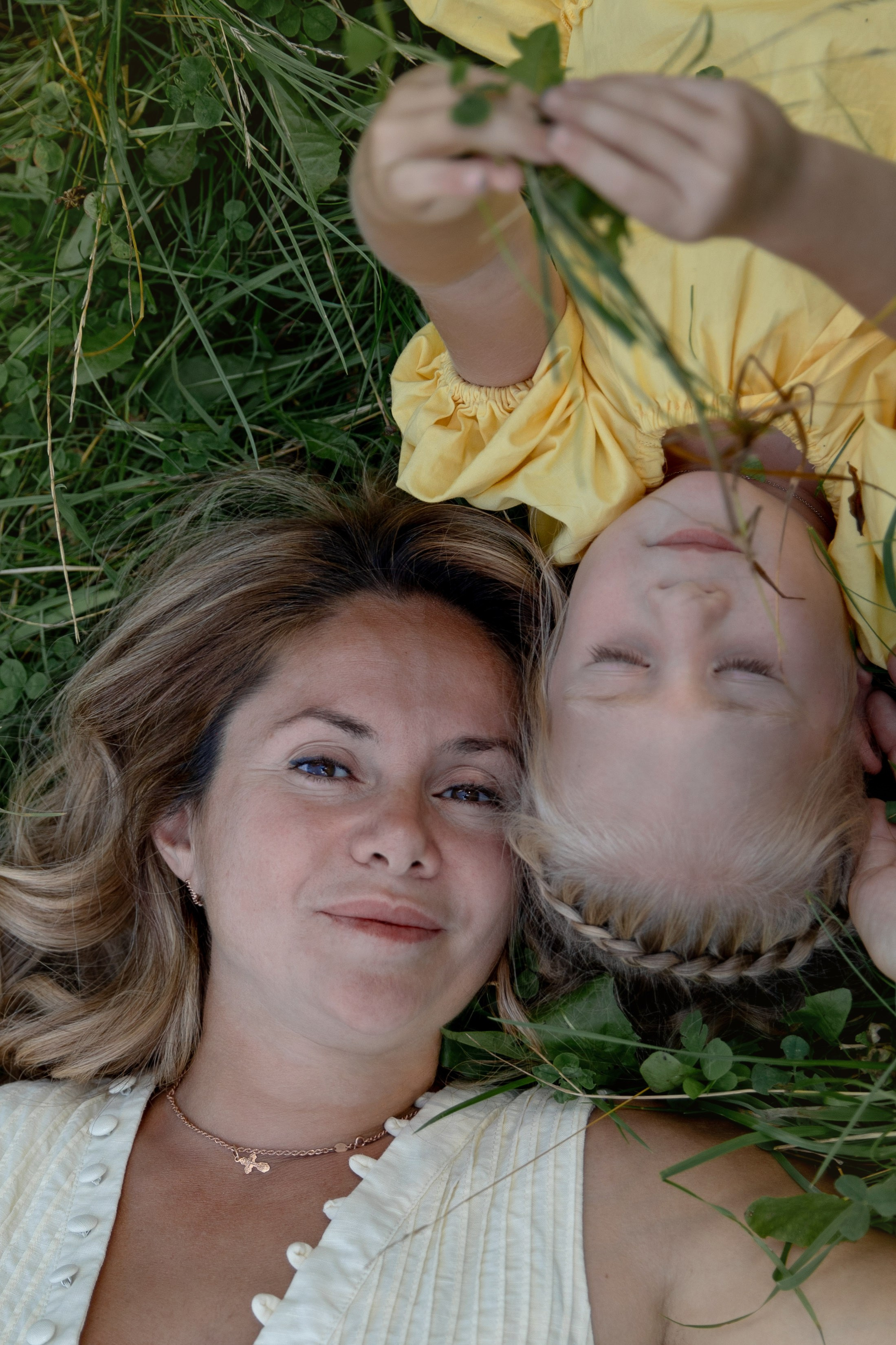 Мама и дочка на прогулке. Индивидуальный и семейный фотограф Ирина Москвичёва