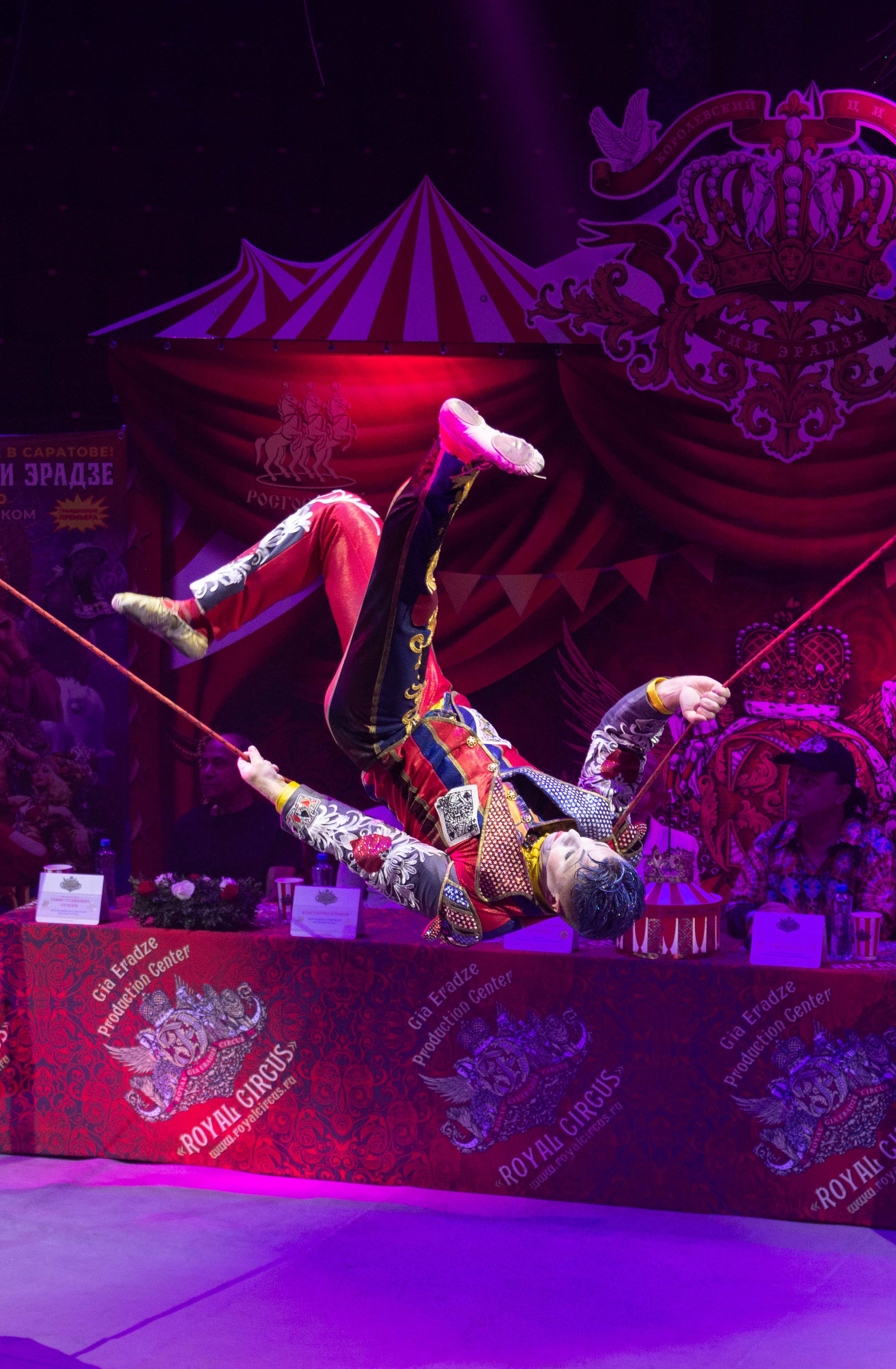 Пресс-конференция шоу ГИИ ЭРАДЗЕ «Песчаная сказка» Саратов 2024. Вадим Малянов — фотограф / видеограф в Саратове