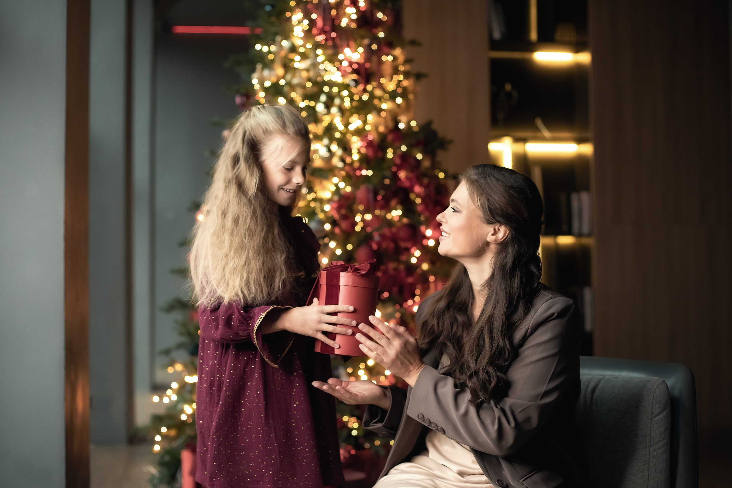 Новогодняя семейная съемка в студии. ФОТОГРАФ