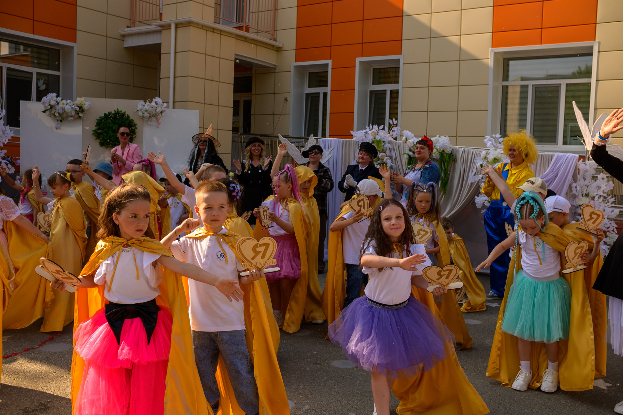 Репортаж выпускного группа «Фантазёры» 3 садик. Фотограф новорожденных, семейный детский в Тюмени Татьяна Морозова