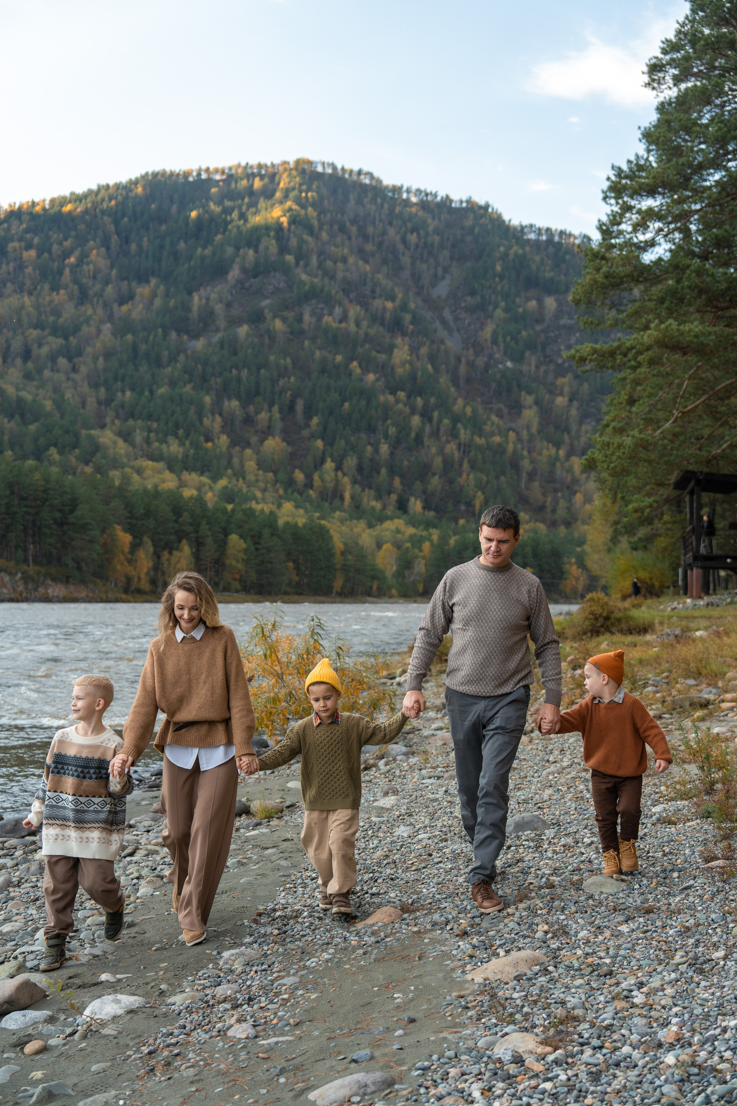 Семейная фотосессия в Москве для большой семьи. Свадебный фотограф в Москве Анна Полушина