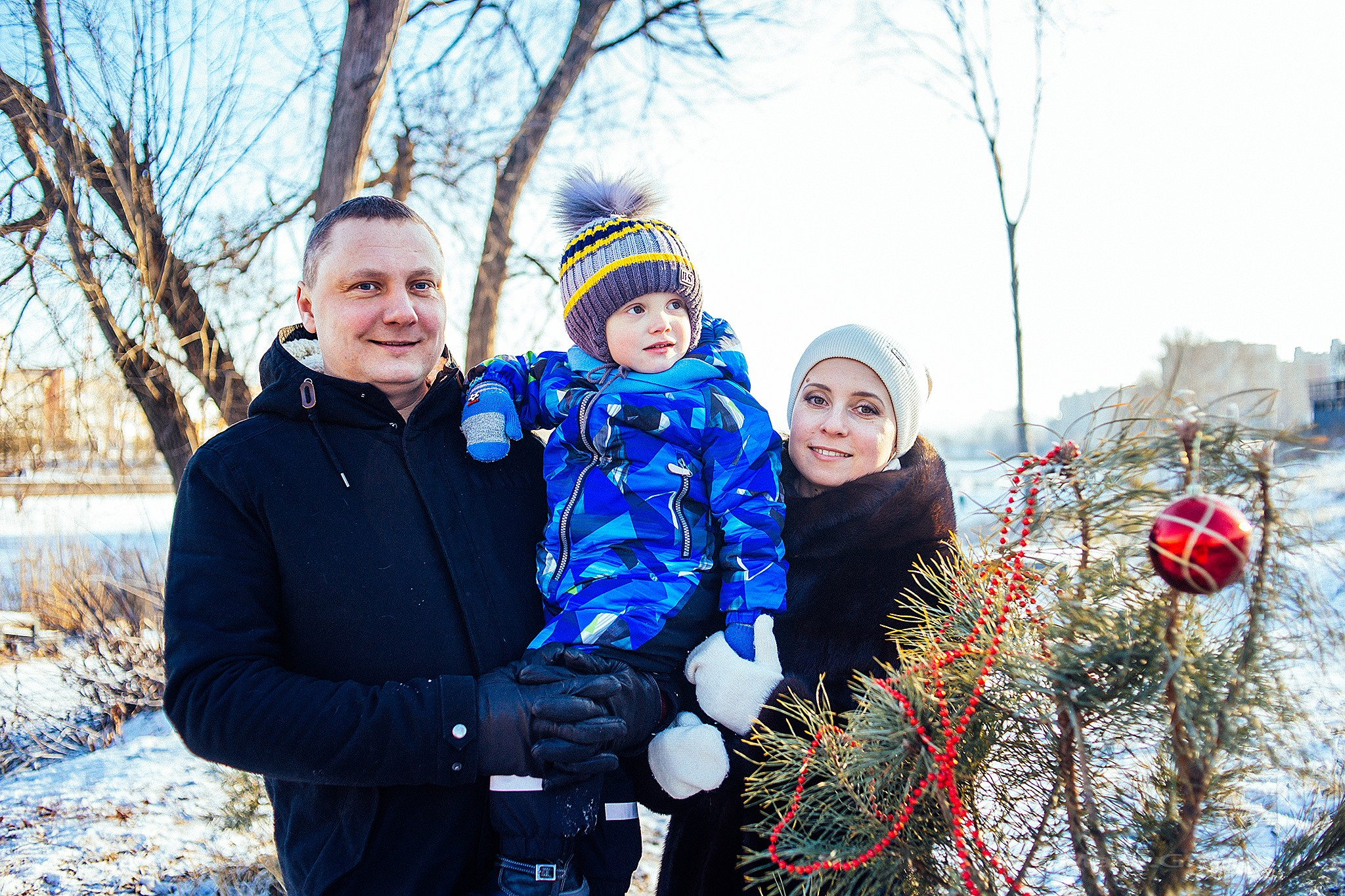 Зимняя фотопрогулка на мещерском озере с мандаринами. Детский и семейный фотограф, фотограф мероприятий Нижний Новгород
