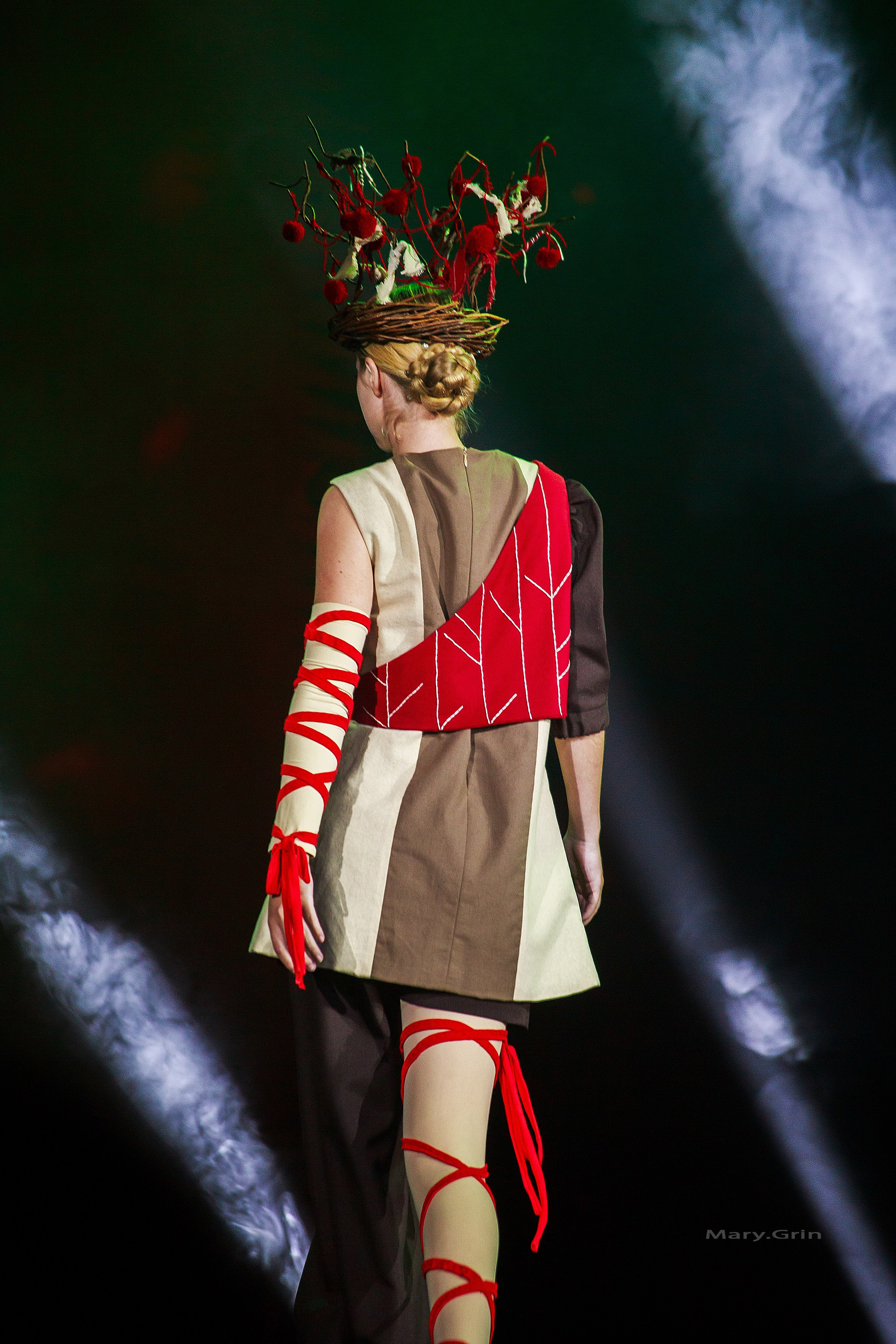 Подиумный спектакль «стиль Надежды» 2025. Детский и семейный фотограф, фотограф мероприятий Нижний Новгород