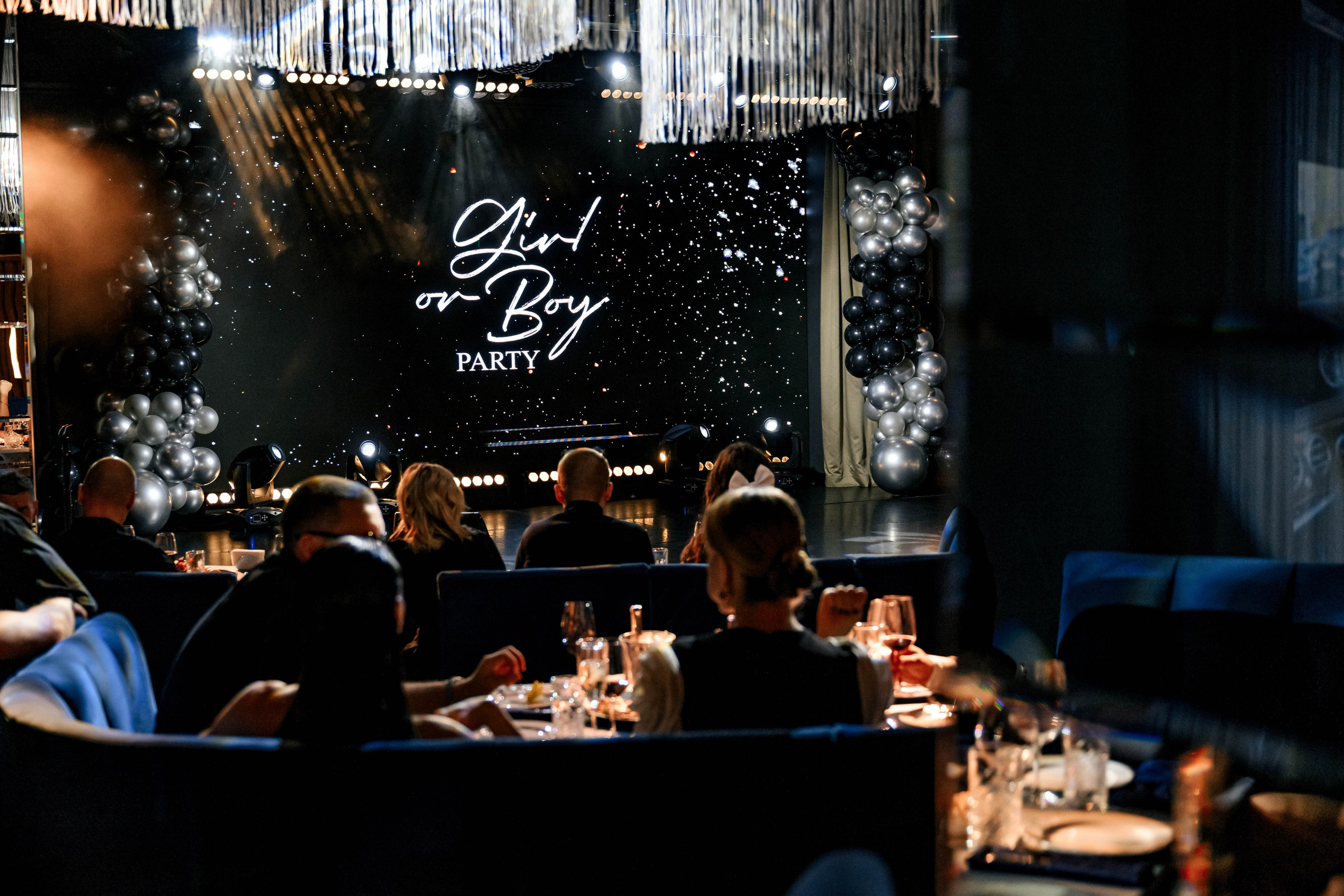 Girl of Boy Party. Максим Комаров — Профессиональный фотограф