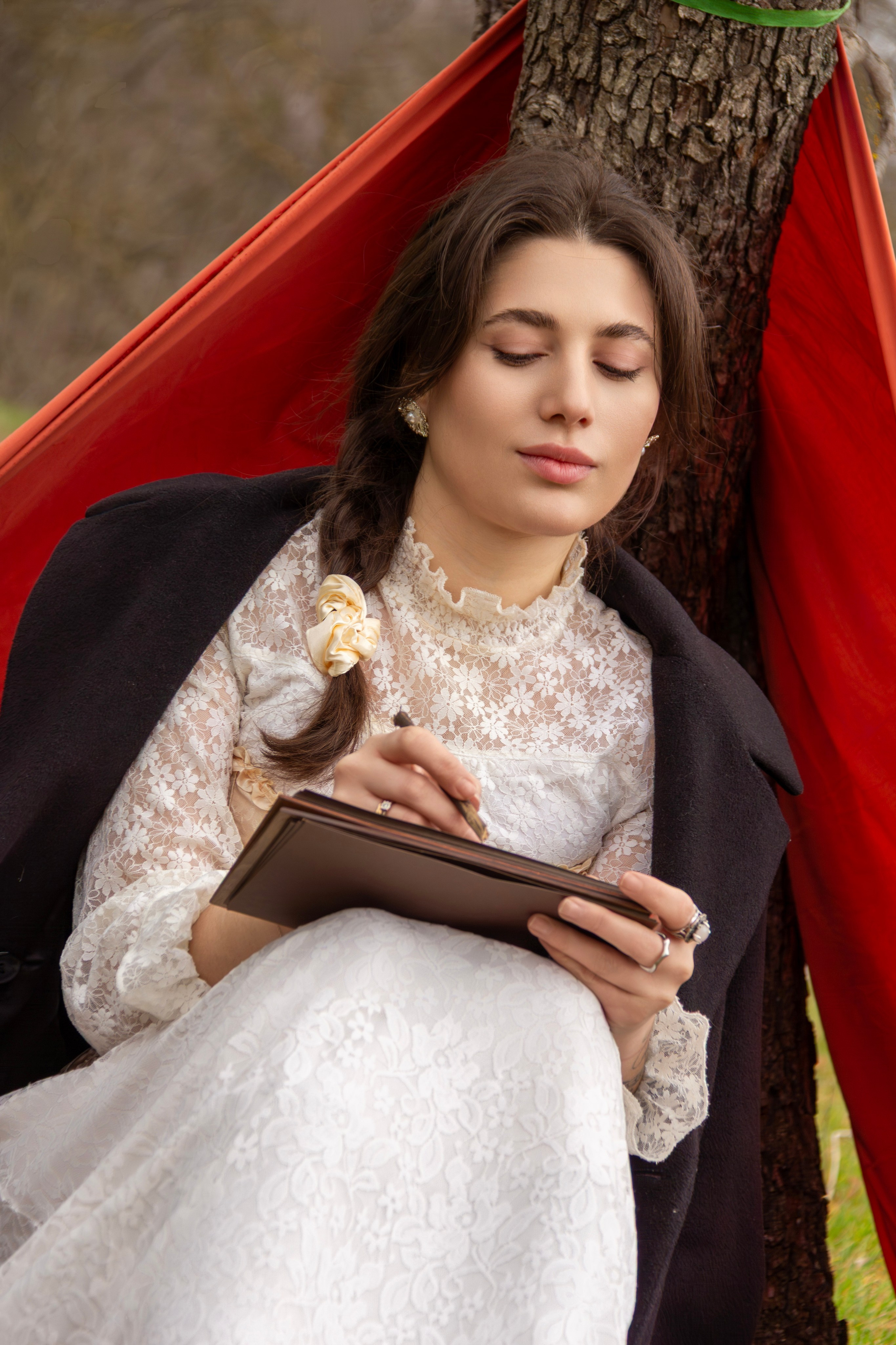 Женский портрет на природе. Главная