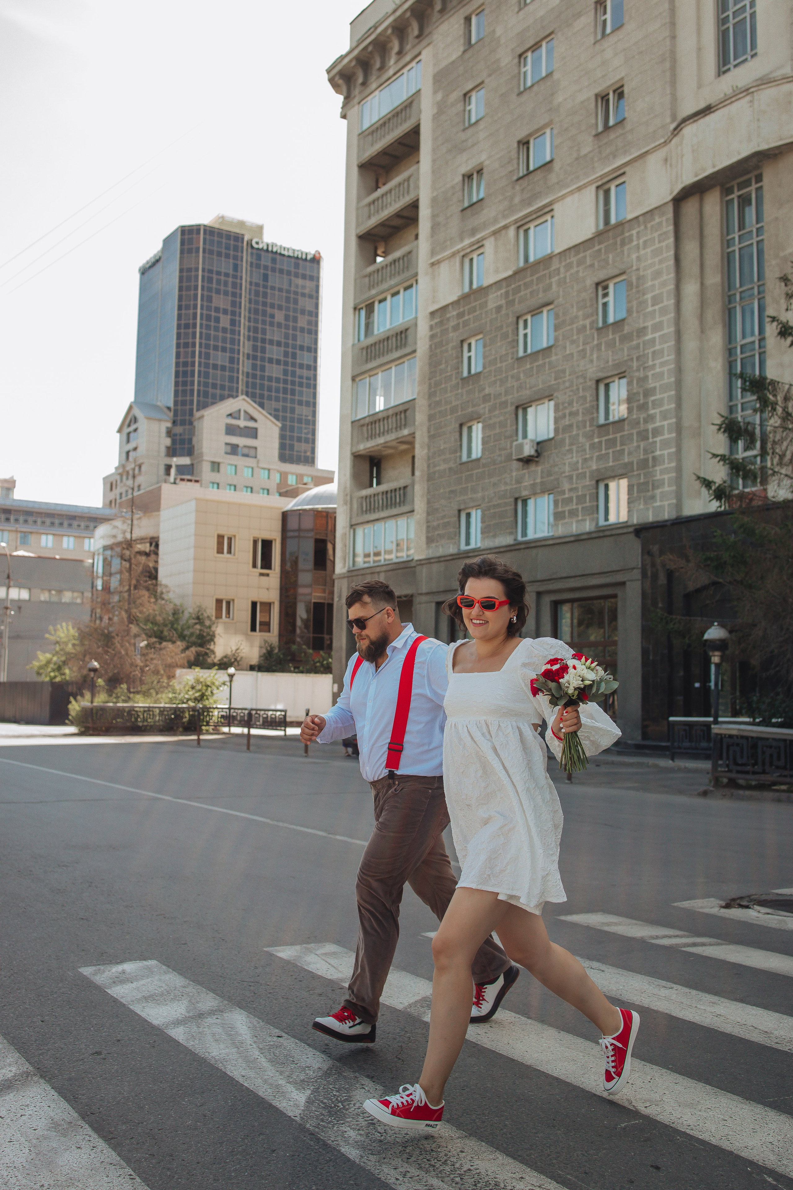 Руслан и Вера (прогулка по центру). Фотограф Новосибирск