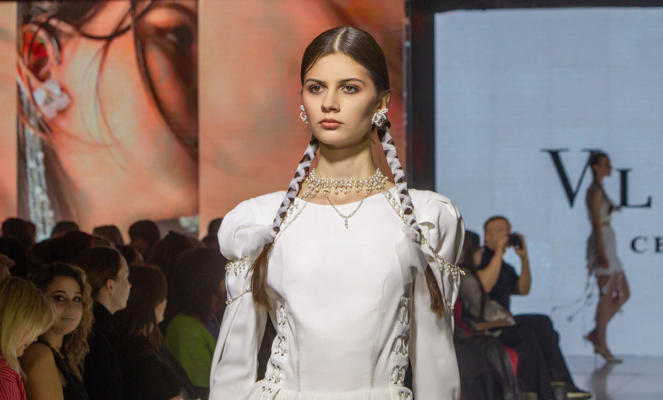 Неделя моды Екб. Фотограф для маркетплейсов Михаил Бове