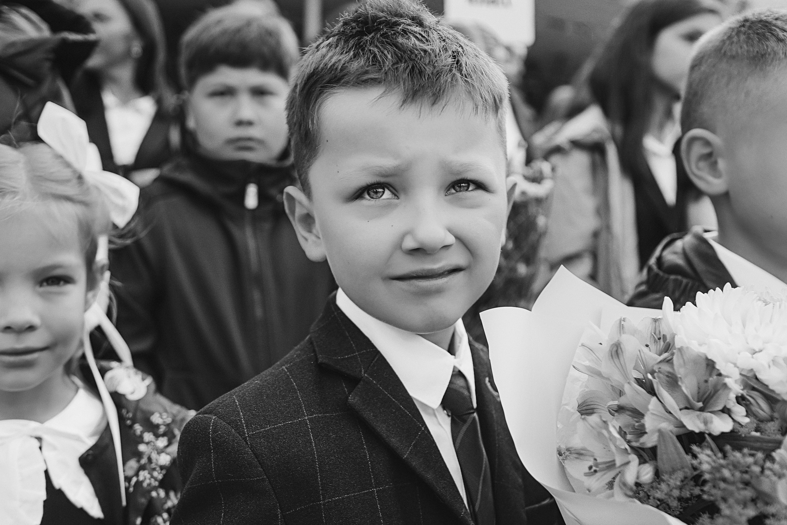 1 сентября линейка+кл час+портреты. Семейный фотограф Тюмень, фотограф на роды Салмина Мария