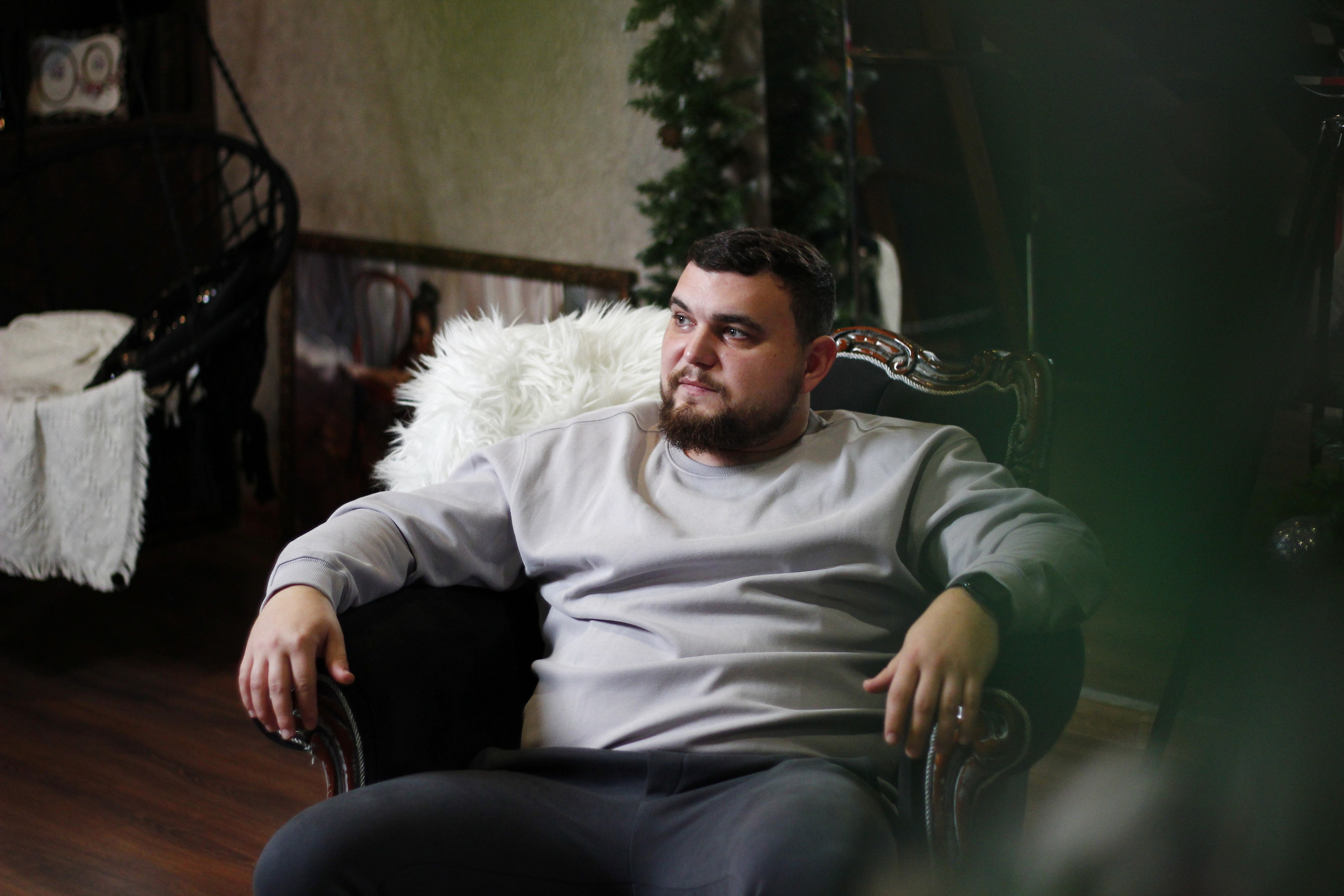 Фотосессия Даниила в фотостудии. Твой фотограф и видеограф в Тюмени — Сергей Бизин