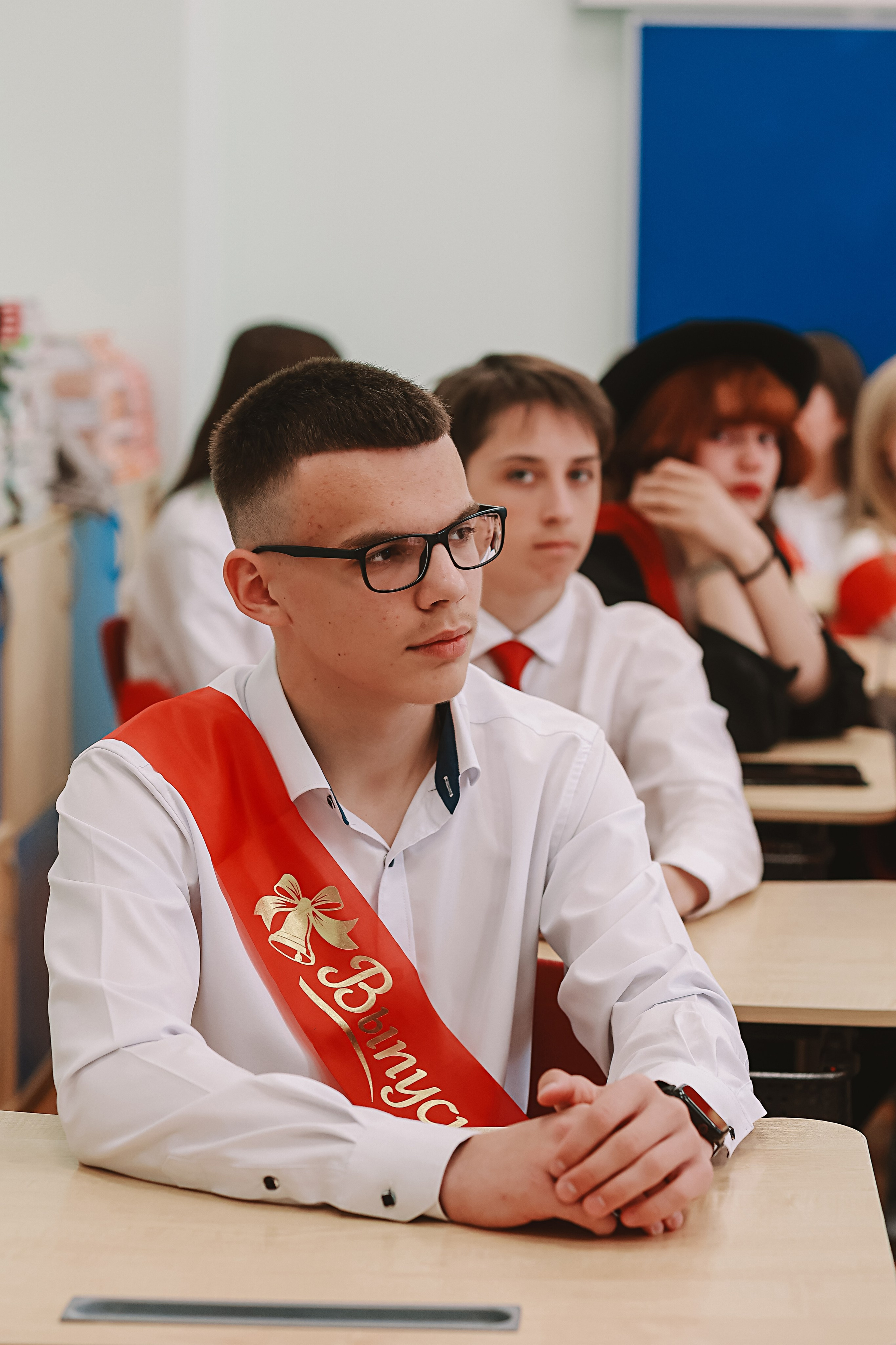 Последний звонок. Семейный фотограф Тюмень, фотограф на роды Салмина Мария